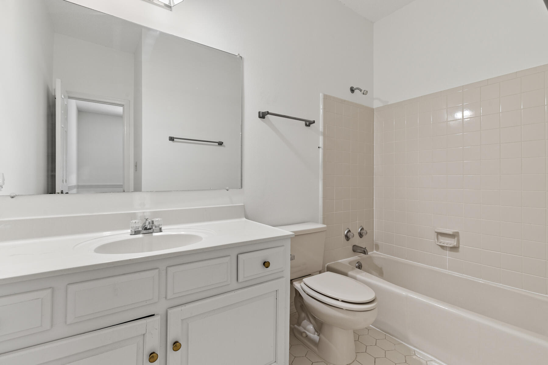 MOORINGS PH 2 - Residential
