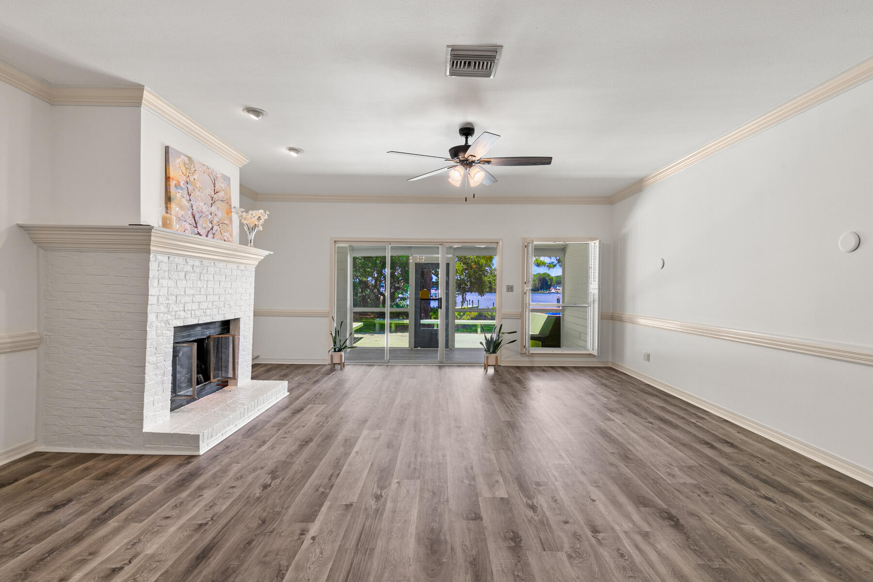 MOORINGS PH 2 - Residential