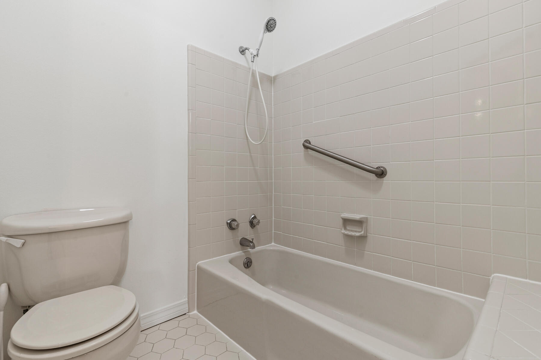 MOORINGS PH 2 - Residential