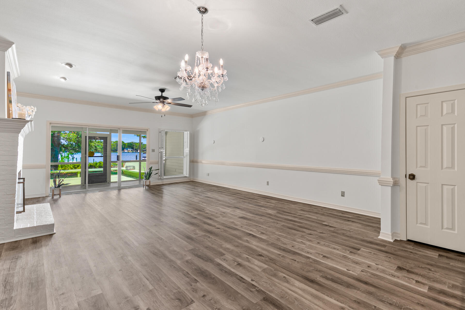 MOORINGS PH 2 - Residential