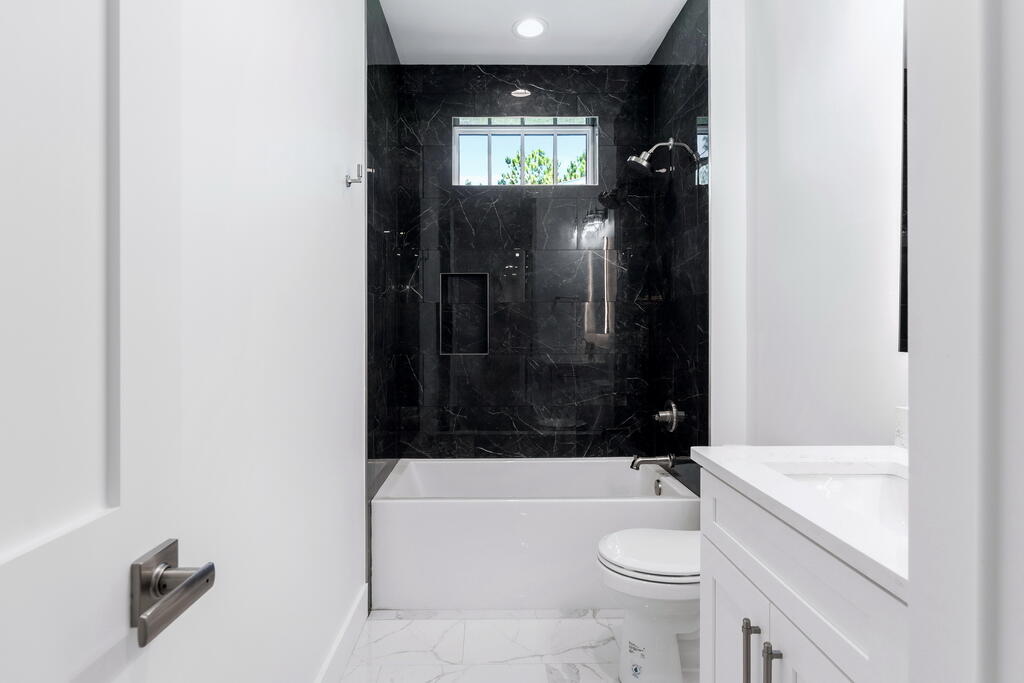 BEAR CREEK COTTAGES - Residential