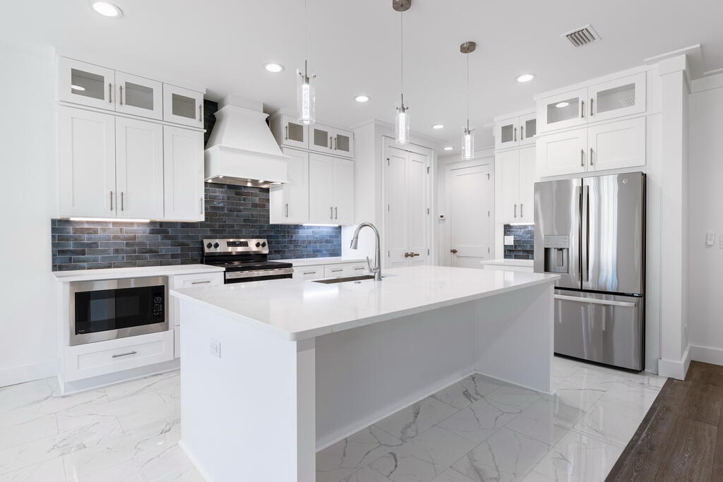 BEAR CREEK COTTAGES - Residential