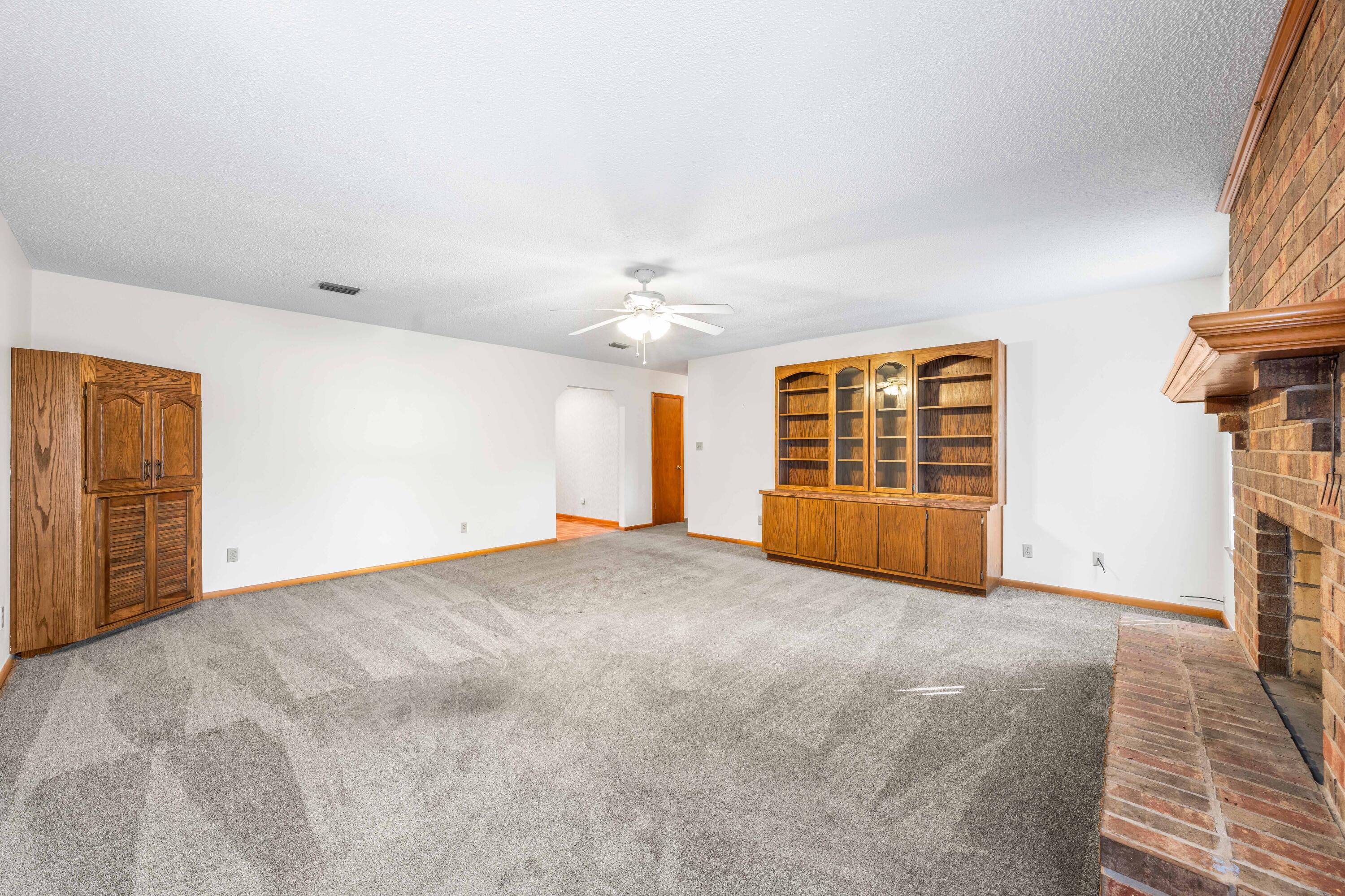 SANDPIPER COVE - Residential