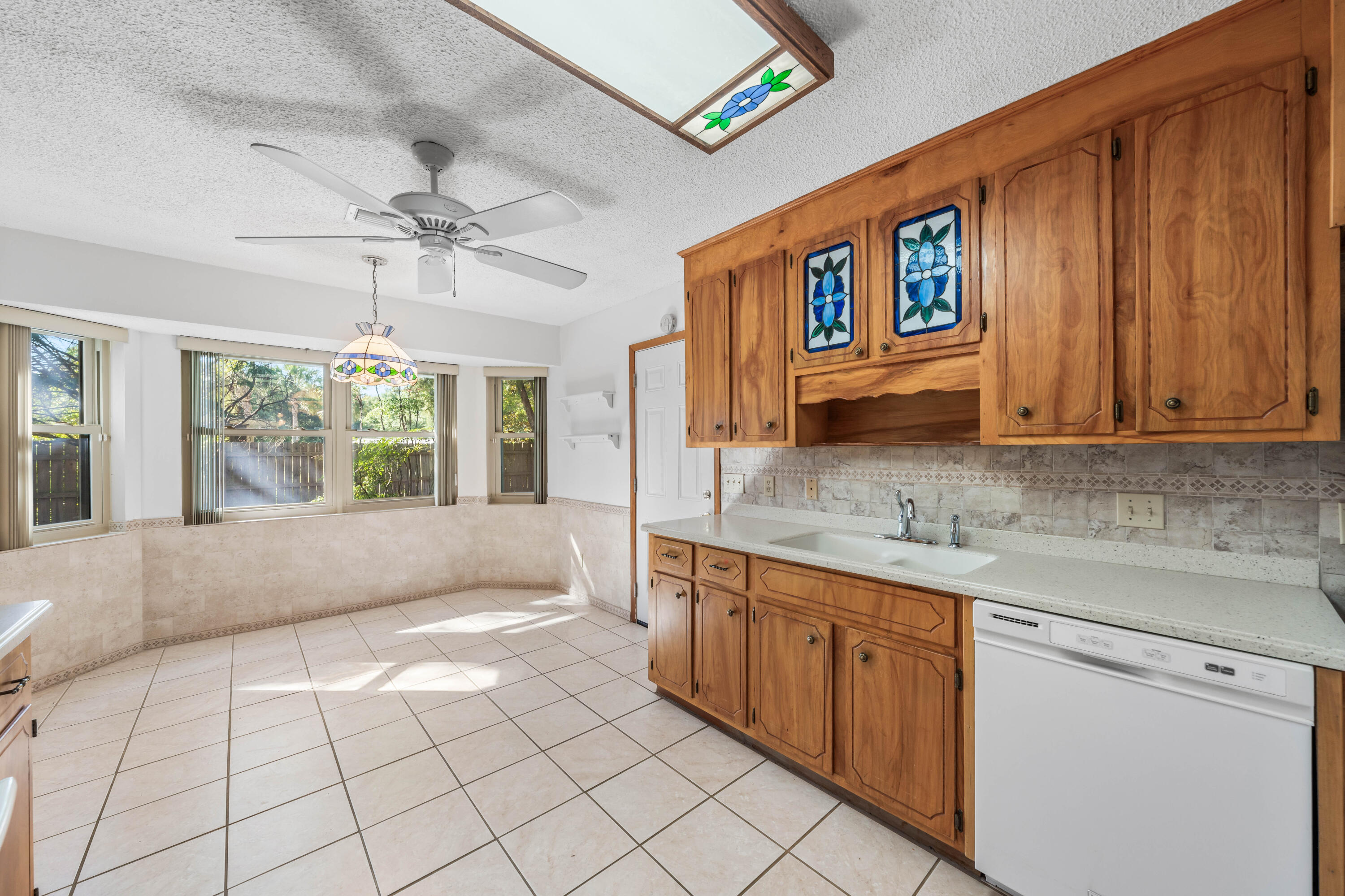 SANDPIPER COVE - Residential