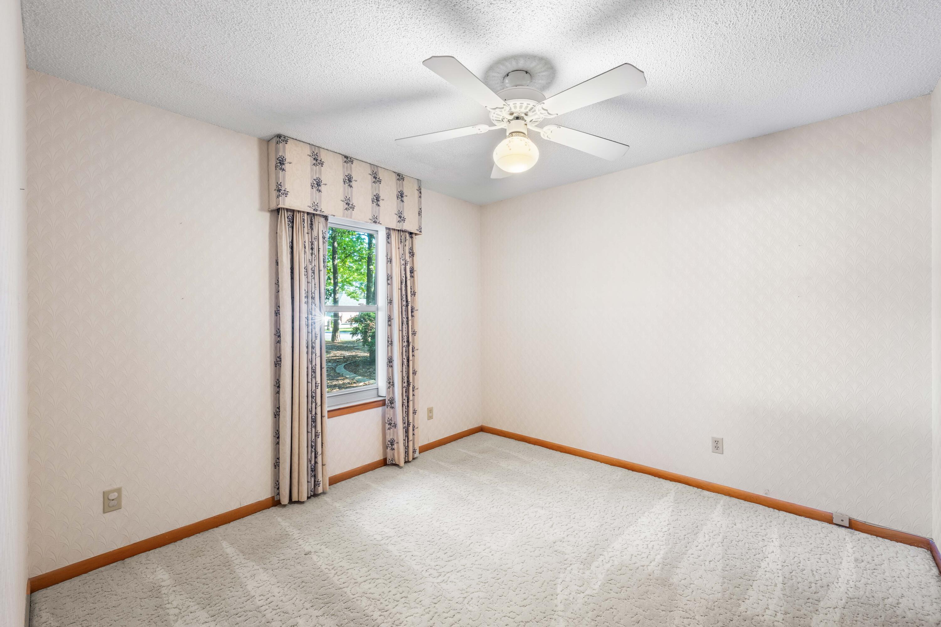 SANDPIPER COVE - Residential