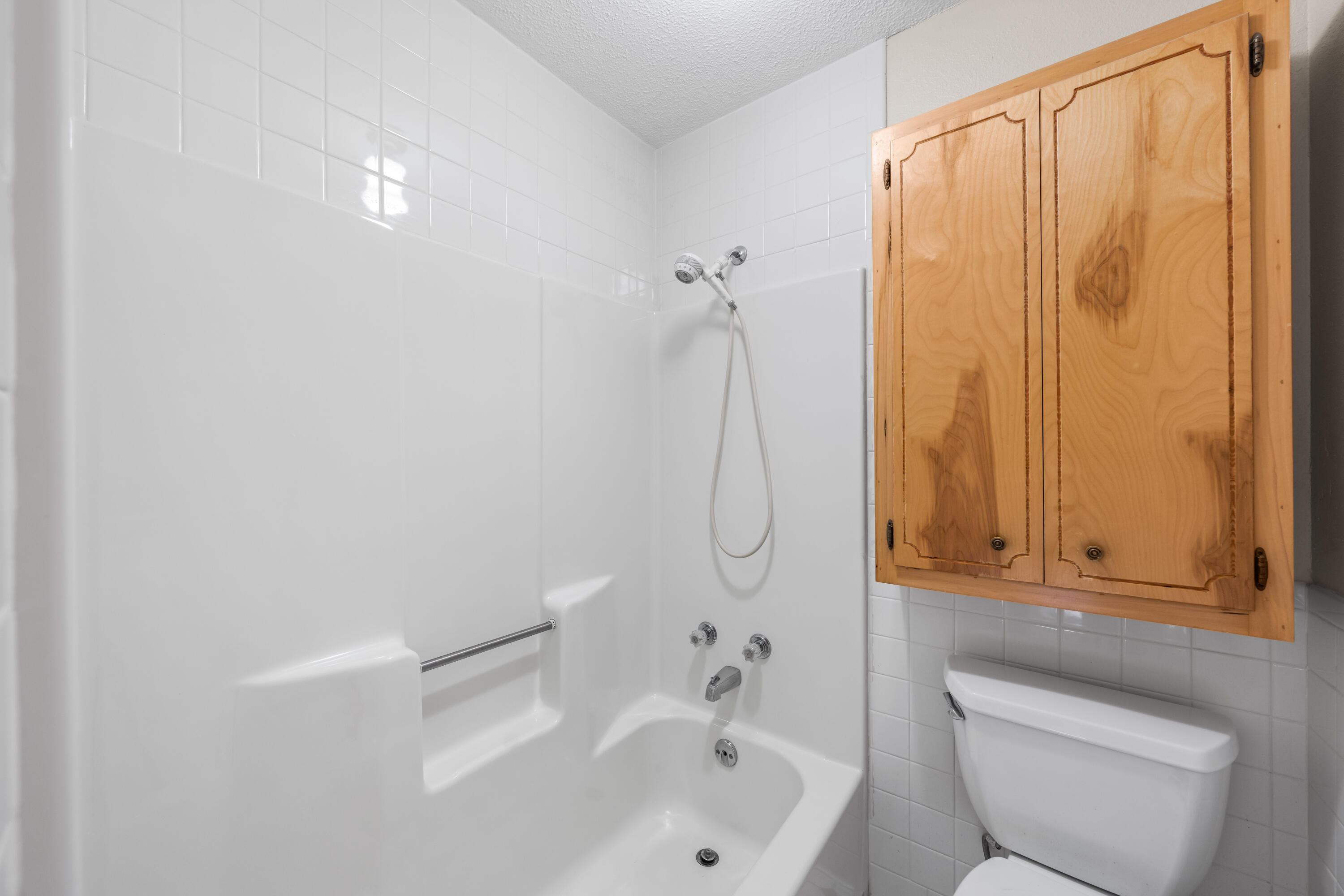 SANDPIPER COVE - Residential