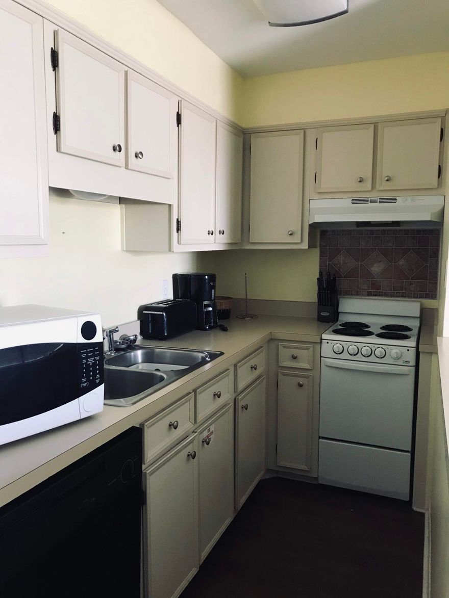 Own your own Florida oasis just 3 minutes from white sandy beaches & Emerald Green waters of Okaloosa Island! Great investment opportunity for primary, 2nd home, or vacation rental to make money! Units are also VA approved for 100% financing! Short term & Long-term rentals allowed per condo docs. Condo has onsite laundry room, covered assigned parking spaces, grill area, bike racks, and more. Sandy Pointe Condos is just 10 miles from Destin-Fort Walton Beach Airport (VPS) w/Delta, Allegiant, American, & United Airlines. Enjoy entertainment at local restaurants/bars, great shopping, boating, 'World's Luckiest Fishing Village' in Destin, Okaloosa Island Fishing Pier & Boardwalk, Emerald Coast Convention Center, Eglin AFB, & Hurlburt Field! Condo is perfect for enjoying world class sunsets!