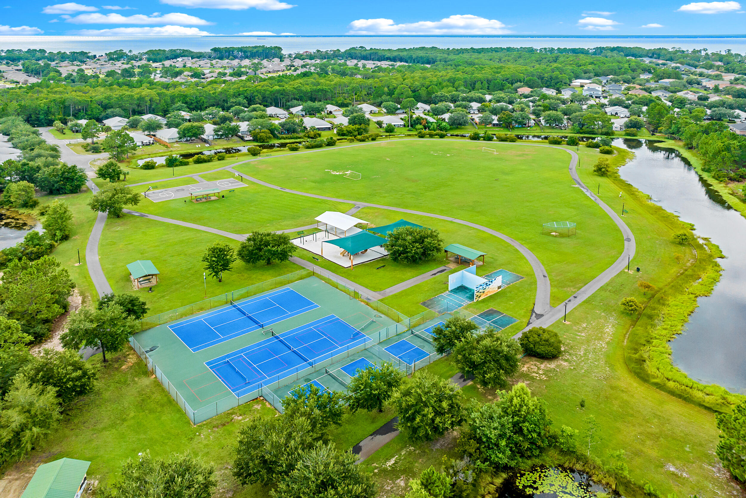 DRIFTWOOD ESTATES - Residential