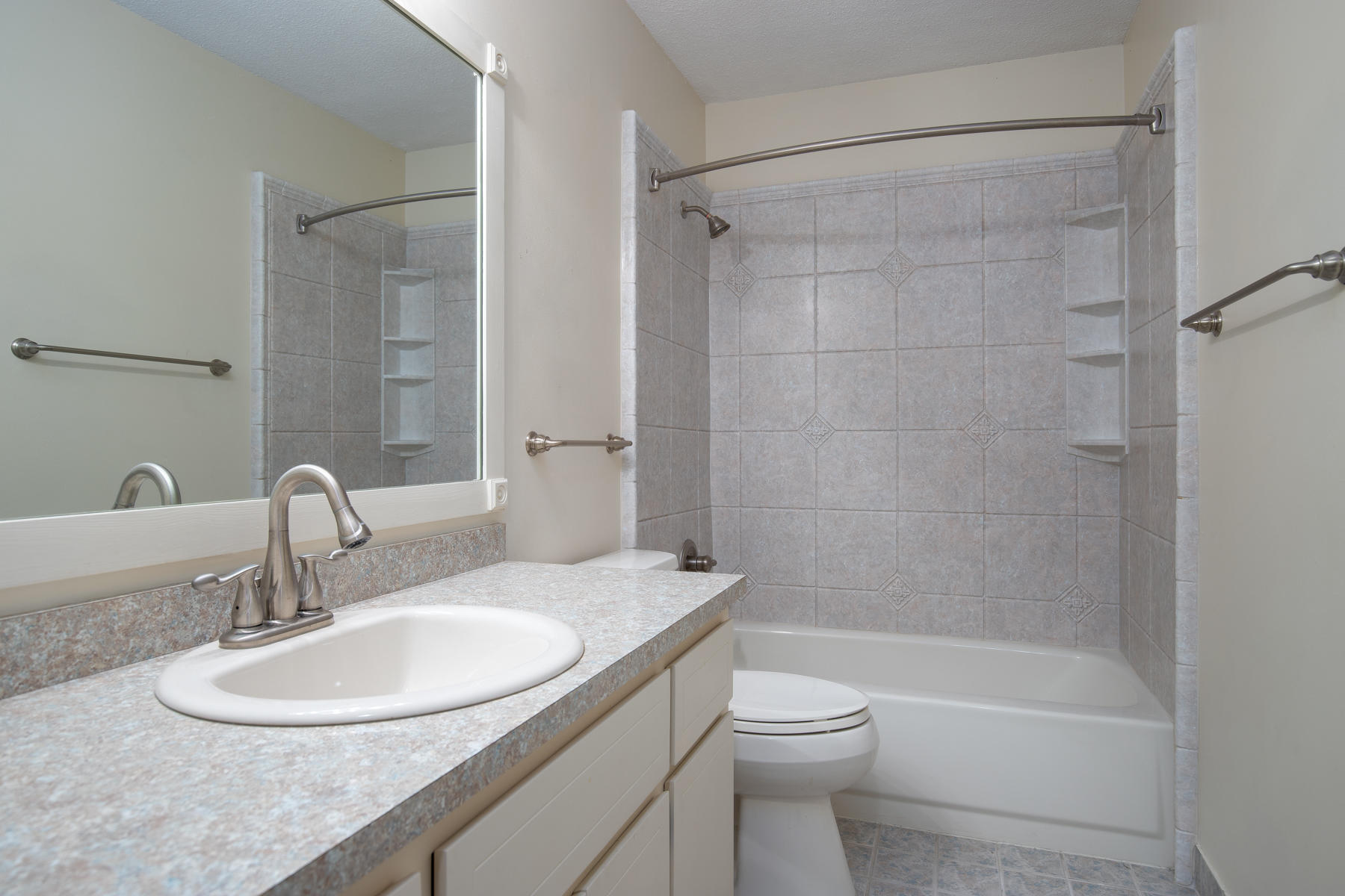 BERKSHIRE WOODS - Residential