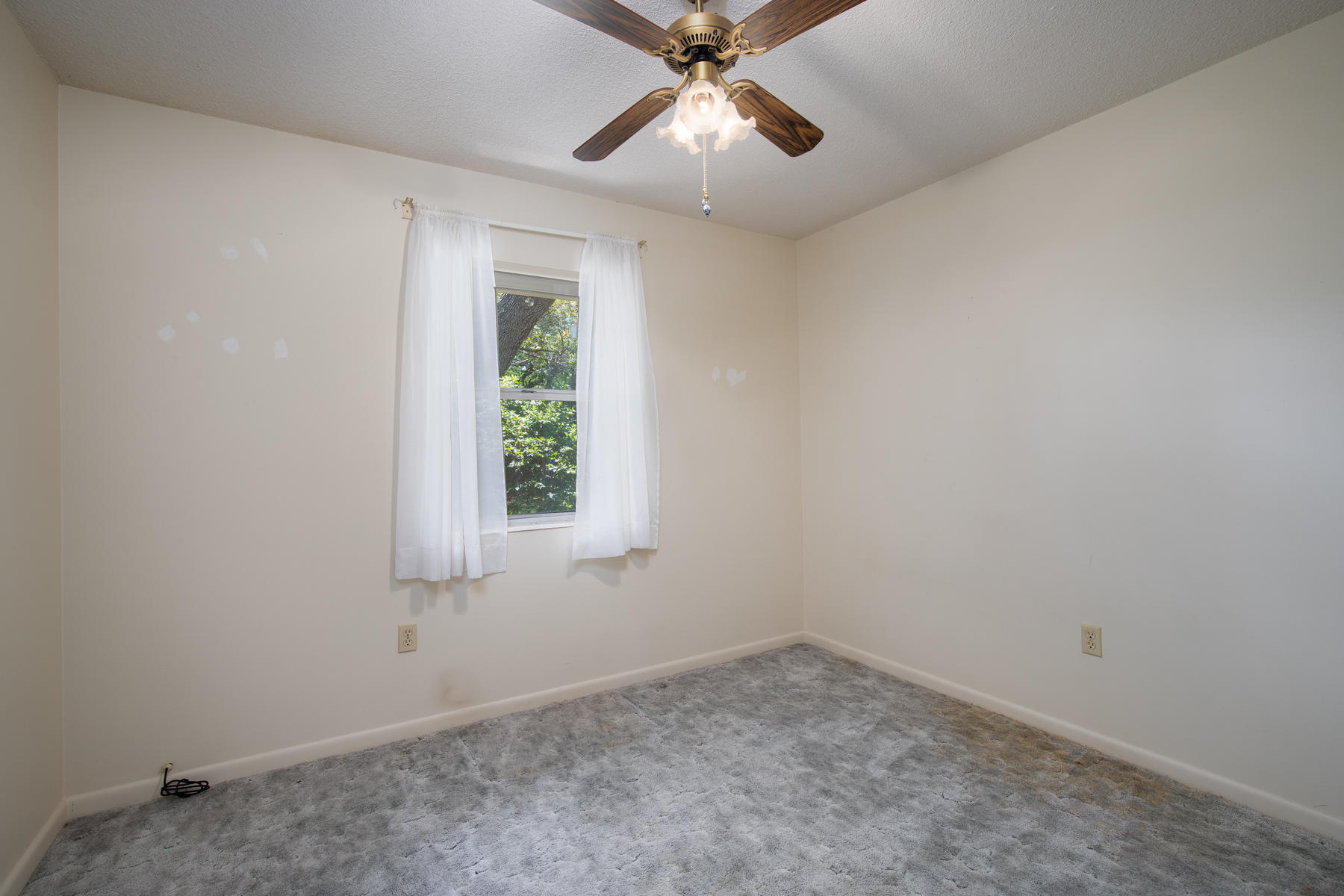 BERKSHIRE WOODS - Residential