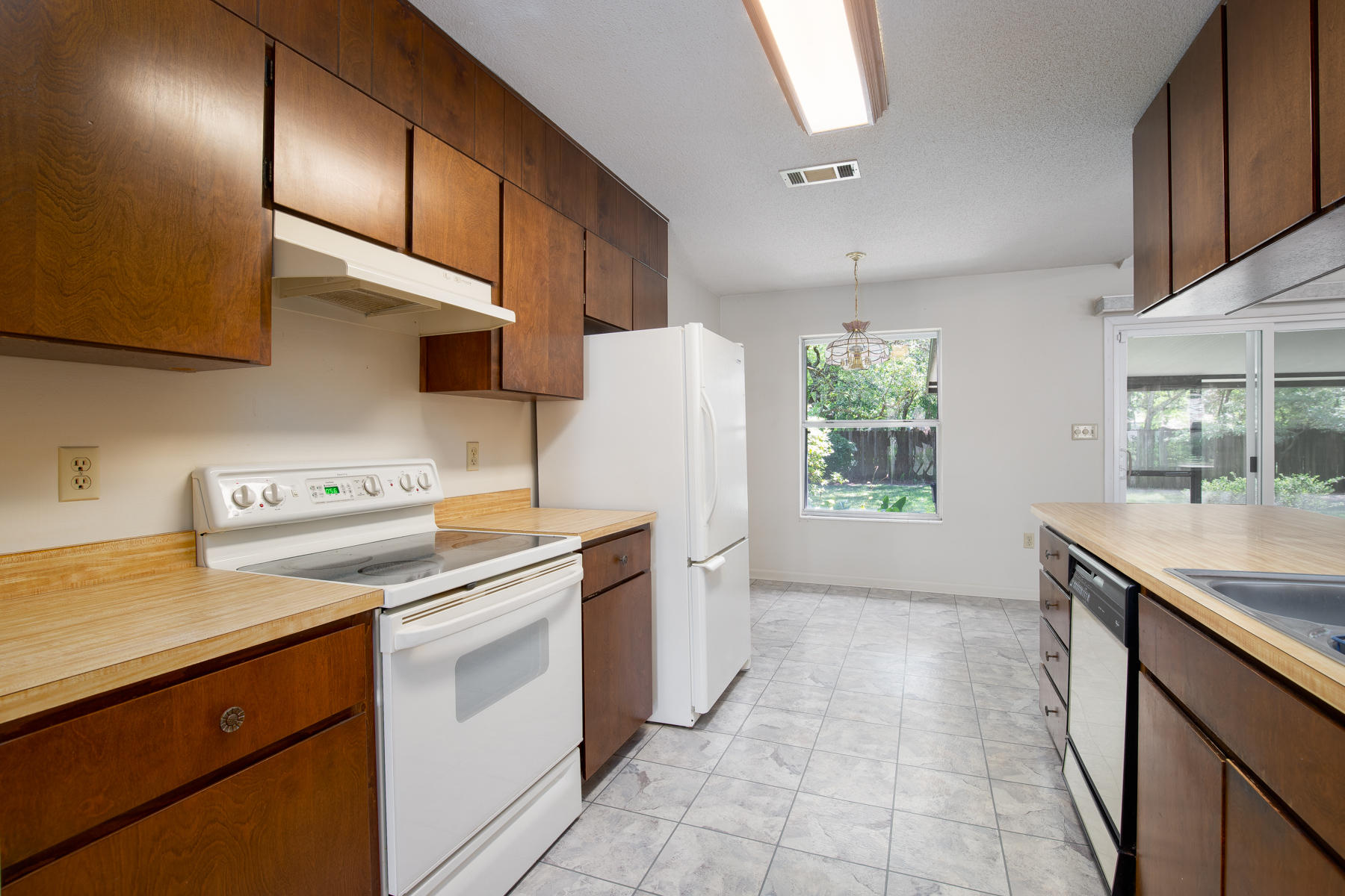 BERKSHIRE WOODS - Residential