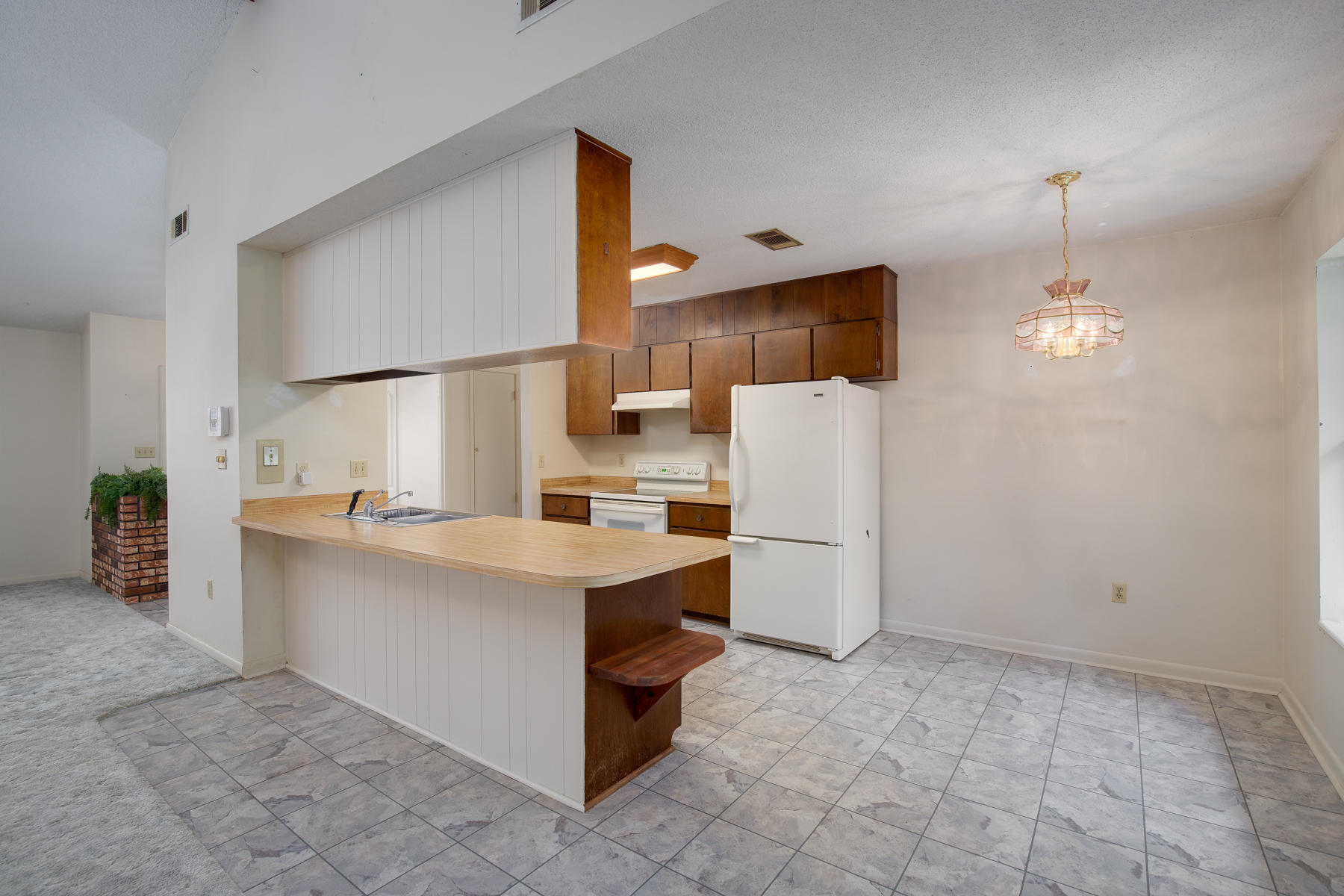 BERKSHIRE WOODS - Residential