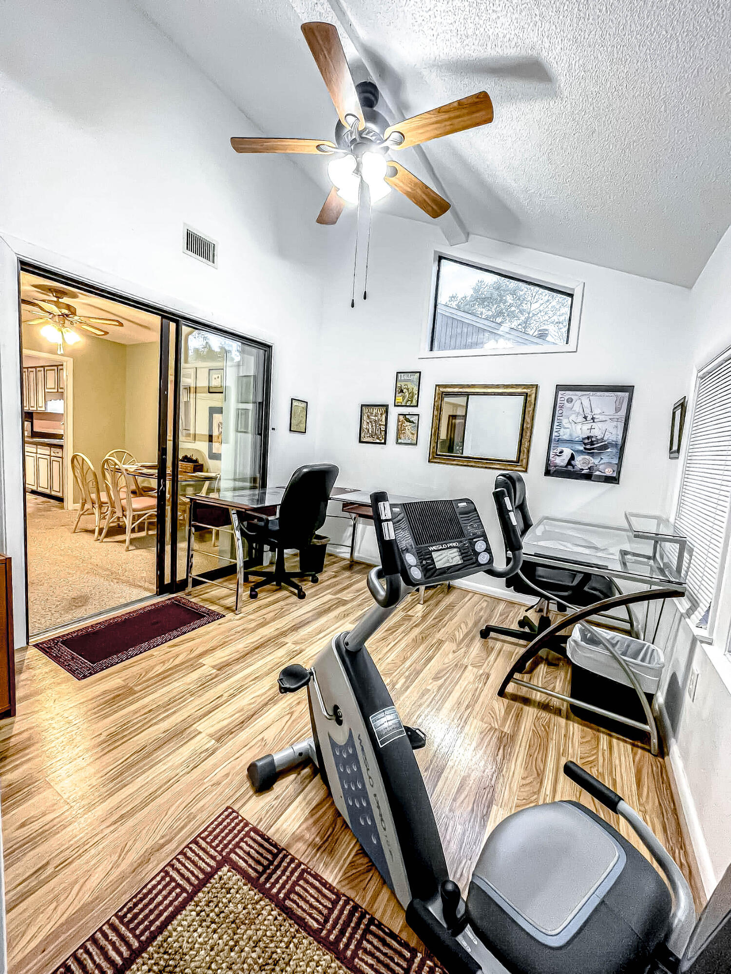 BLUWTR BAY-ROYAL OAK - Residential