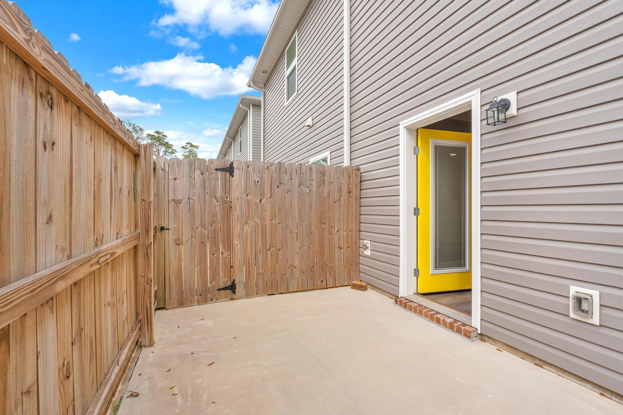 Praiseworthy Dr. - Residential Lease