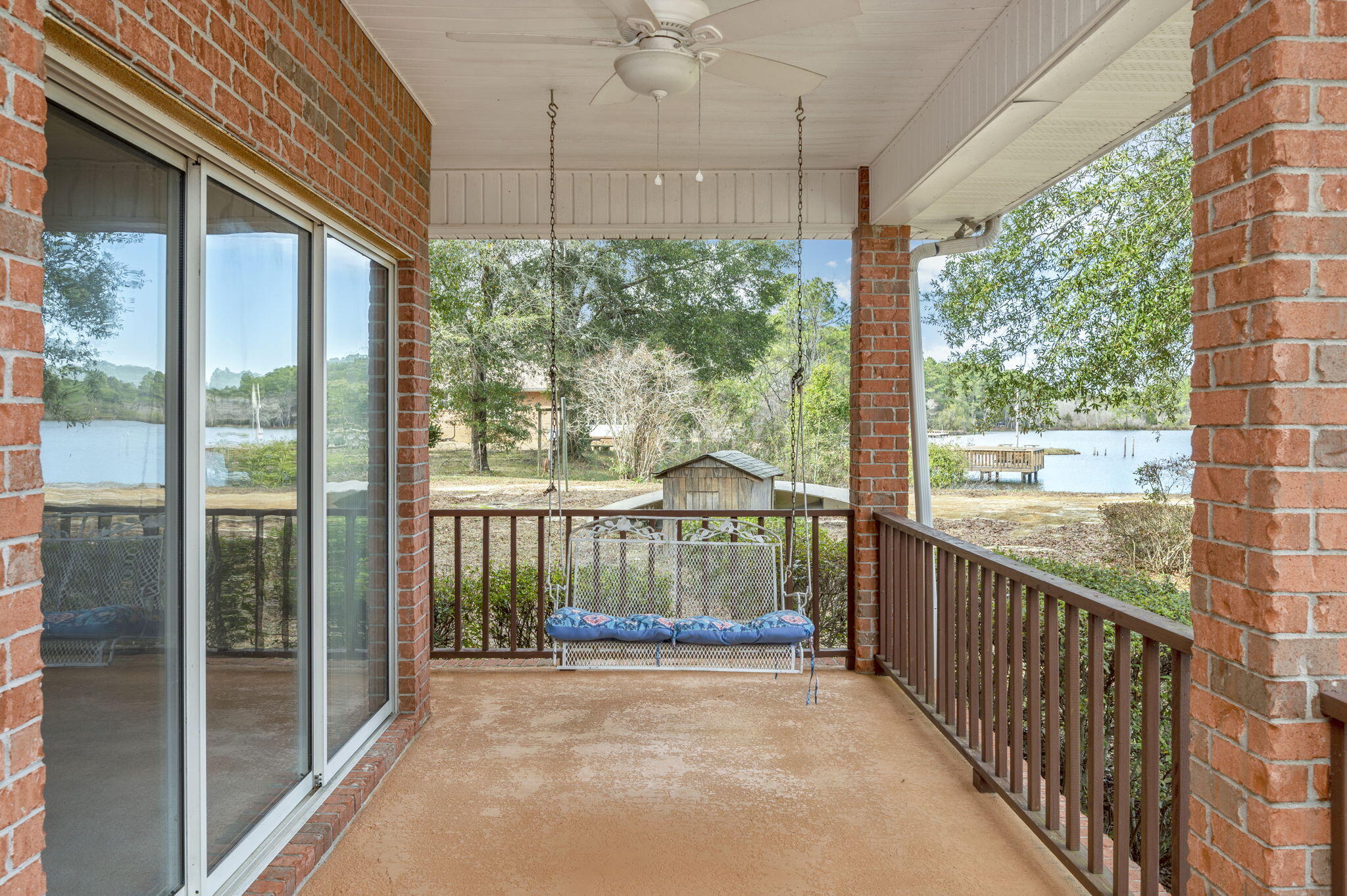 DEL CERRO VISTA - Residential