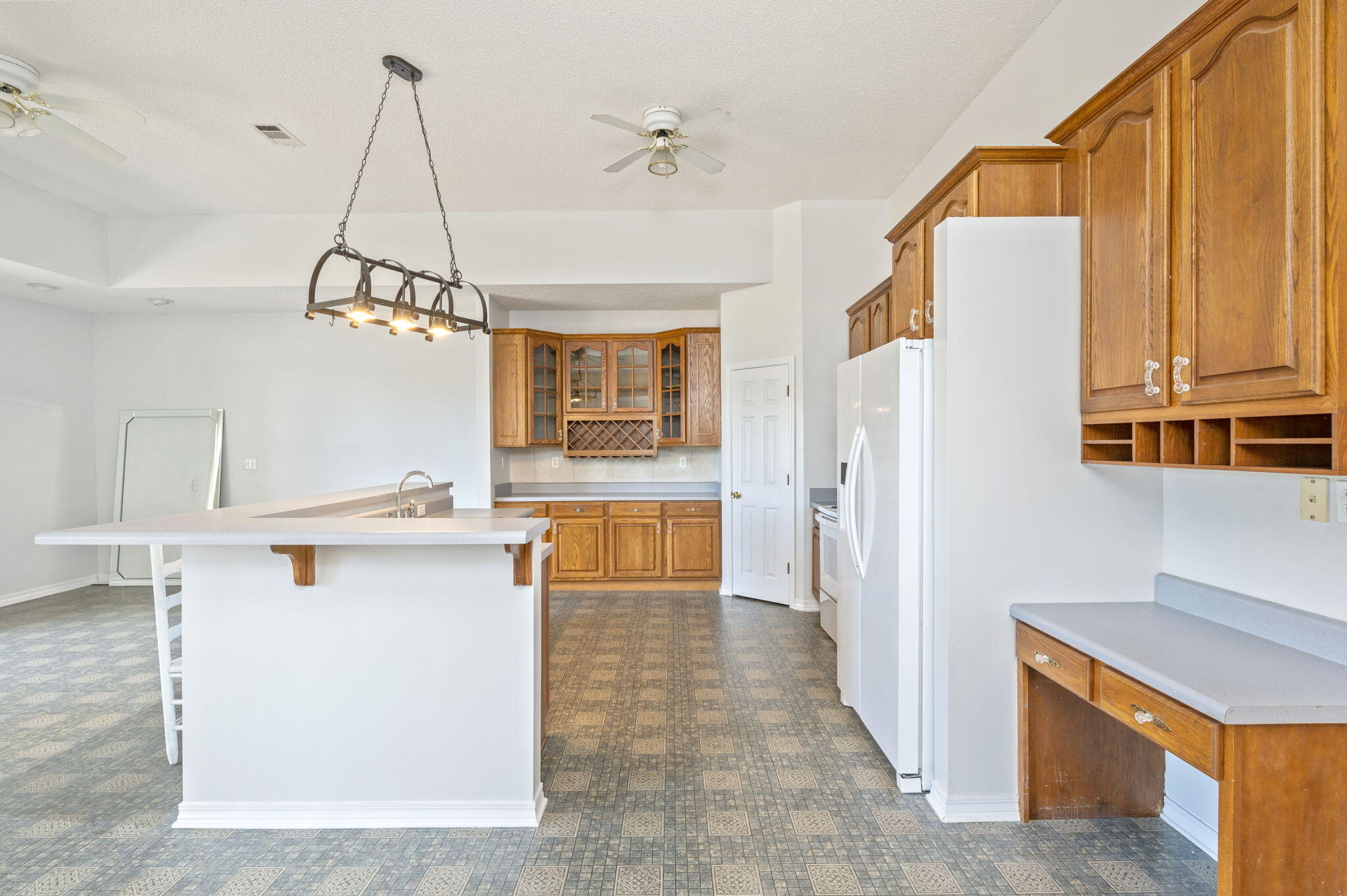 DEL CERRO VISTA - Residential