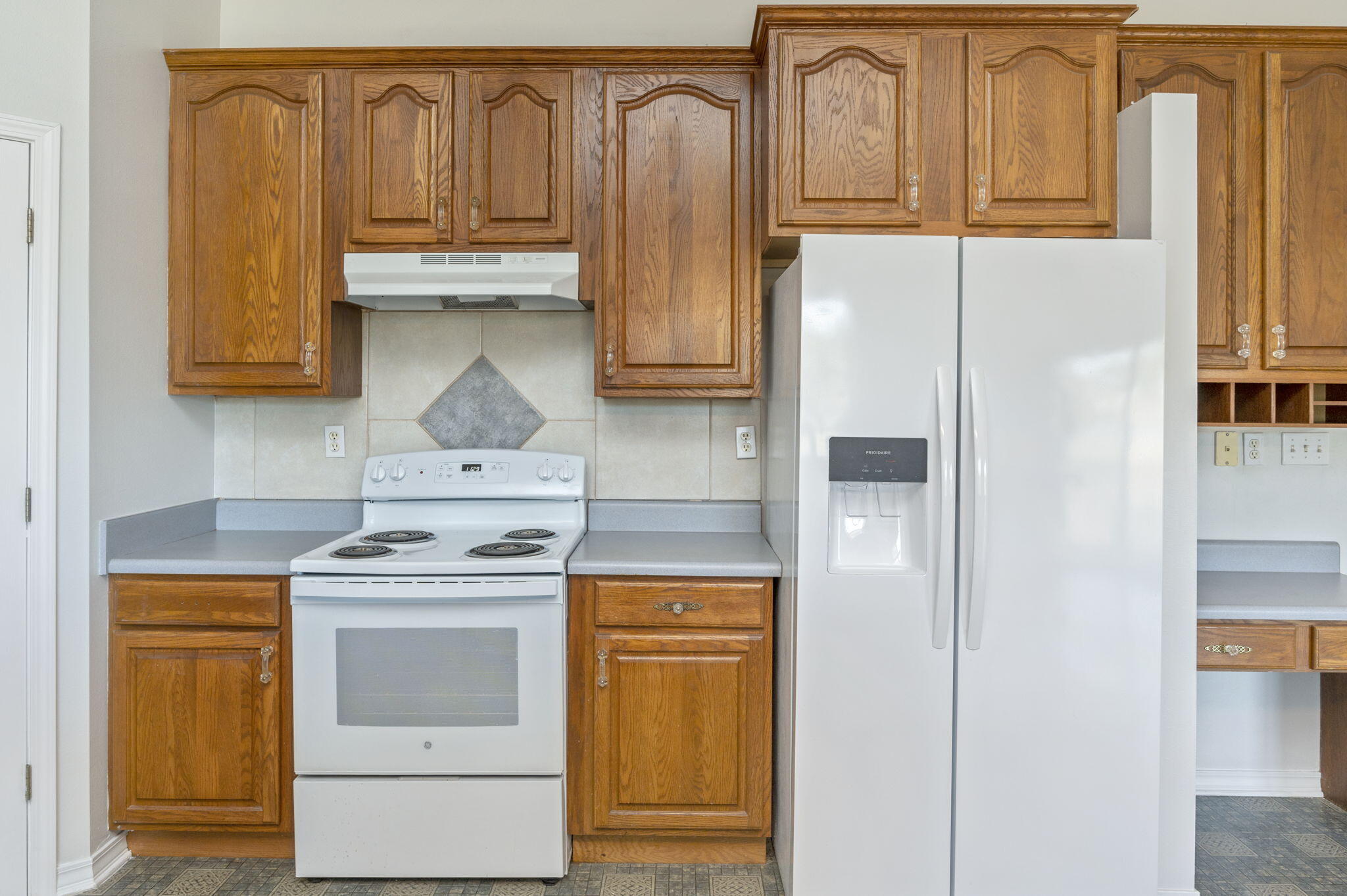 DEL CERRO VISTA - Residential