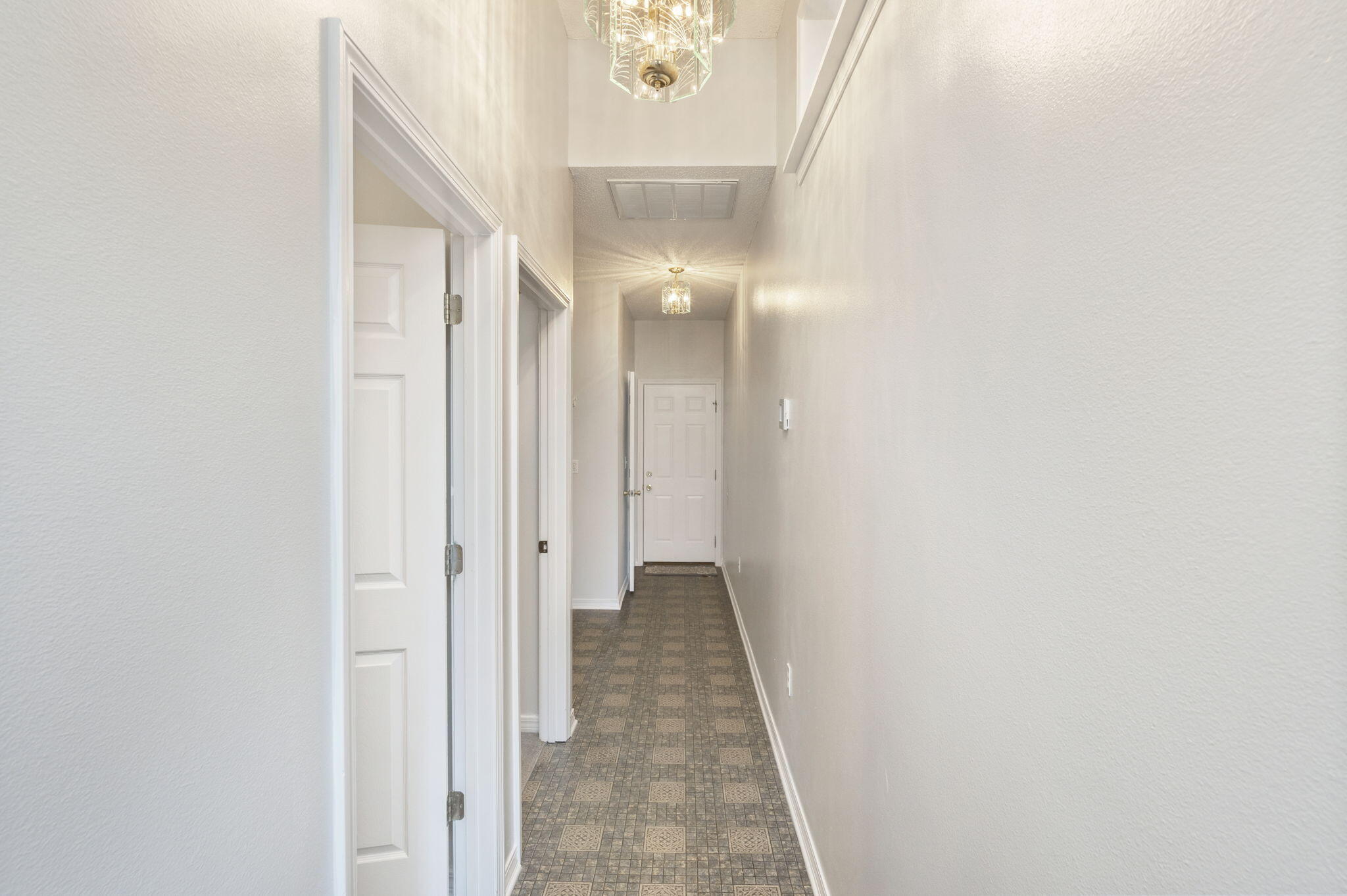 DEL CERRO VISTA - Residential