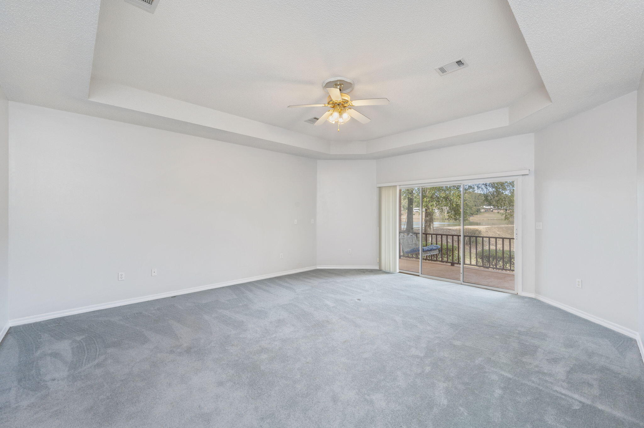 DEL CERRO VISTA - Residential