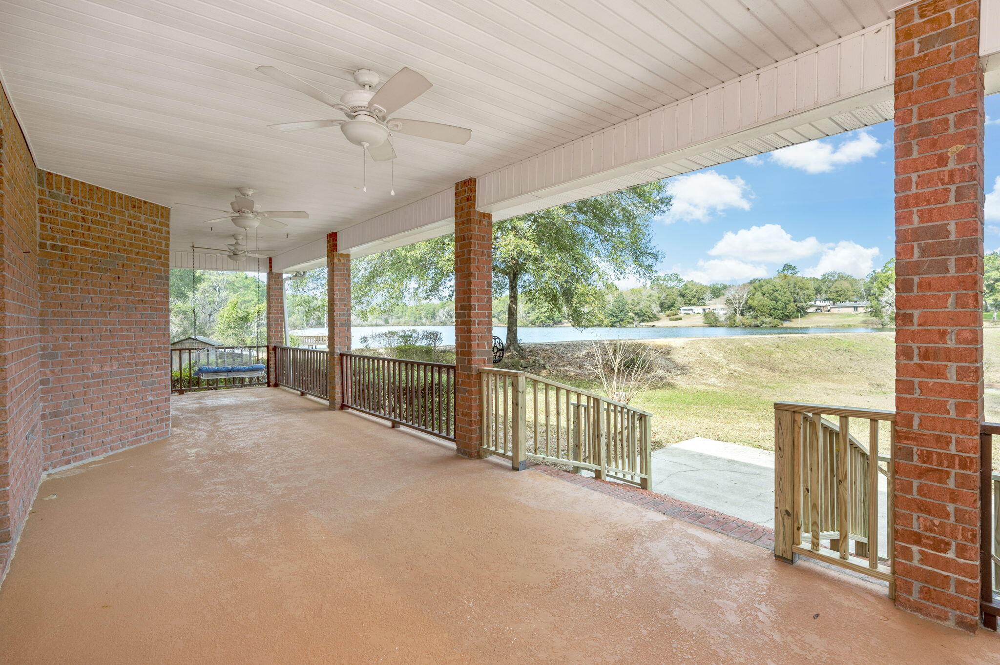 DEL CERRO VISTA - Residential