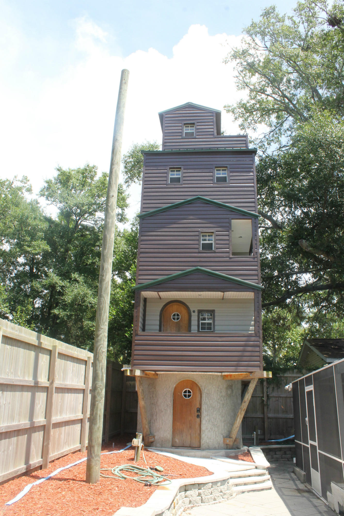 CAROLINE ADDN UNIT 2 - Residential