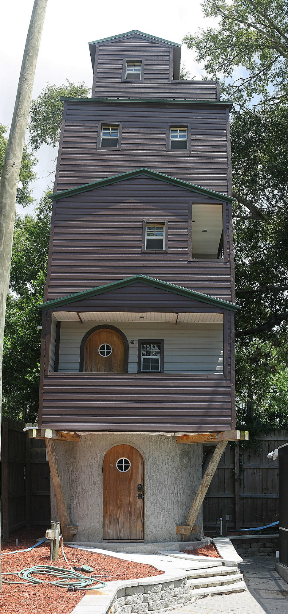 CAROLINE ADDN UNIT 2 - Residential