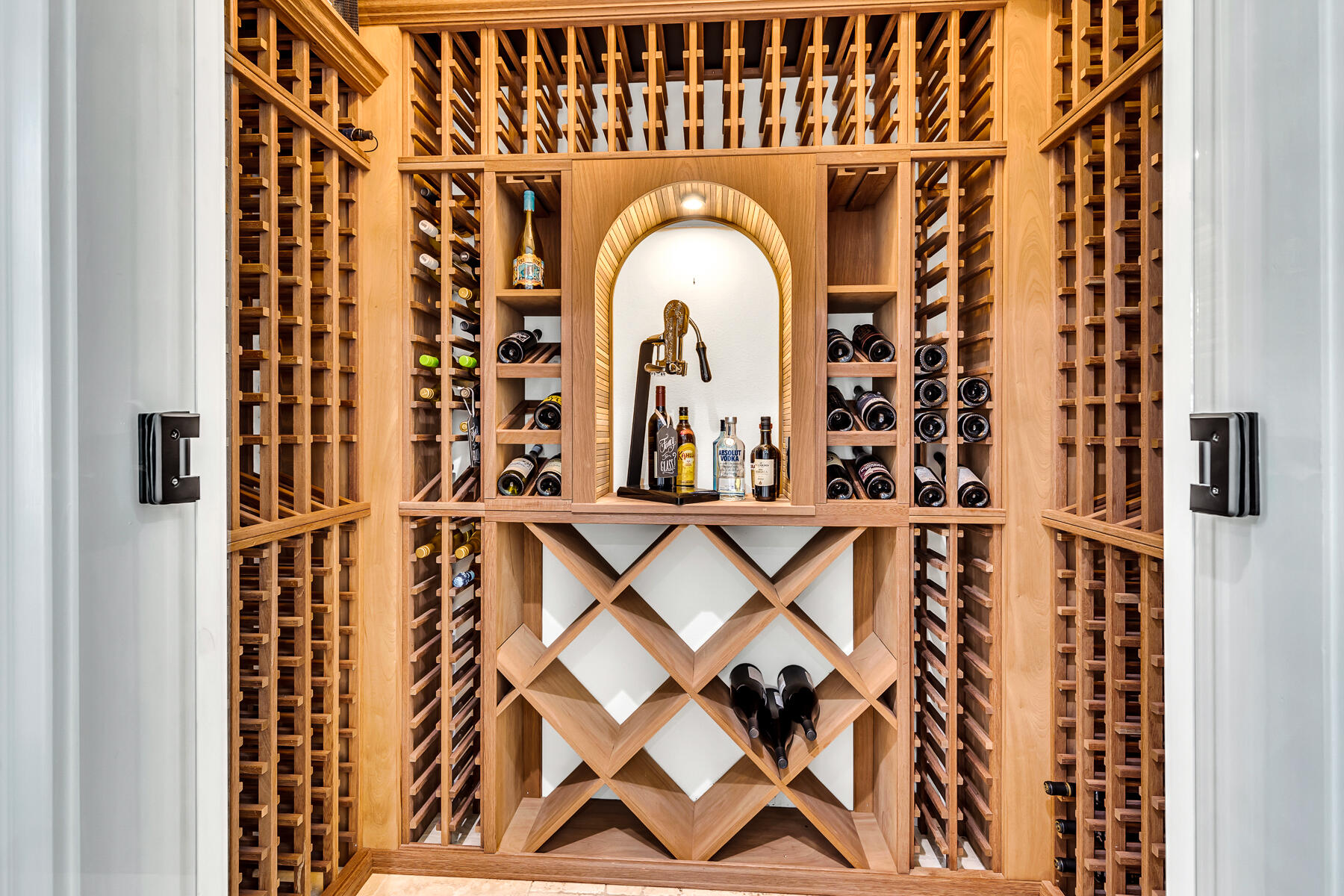 BURNT PINE - Residential