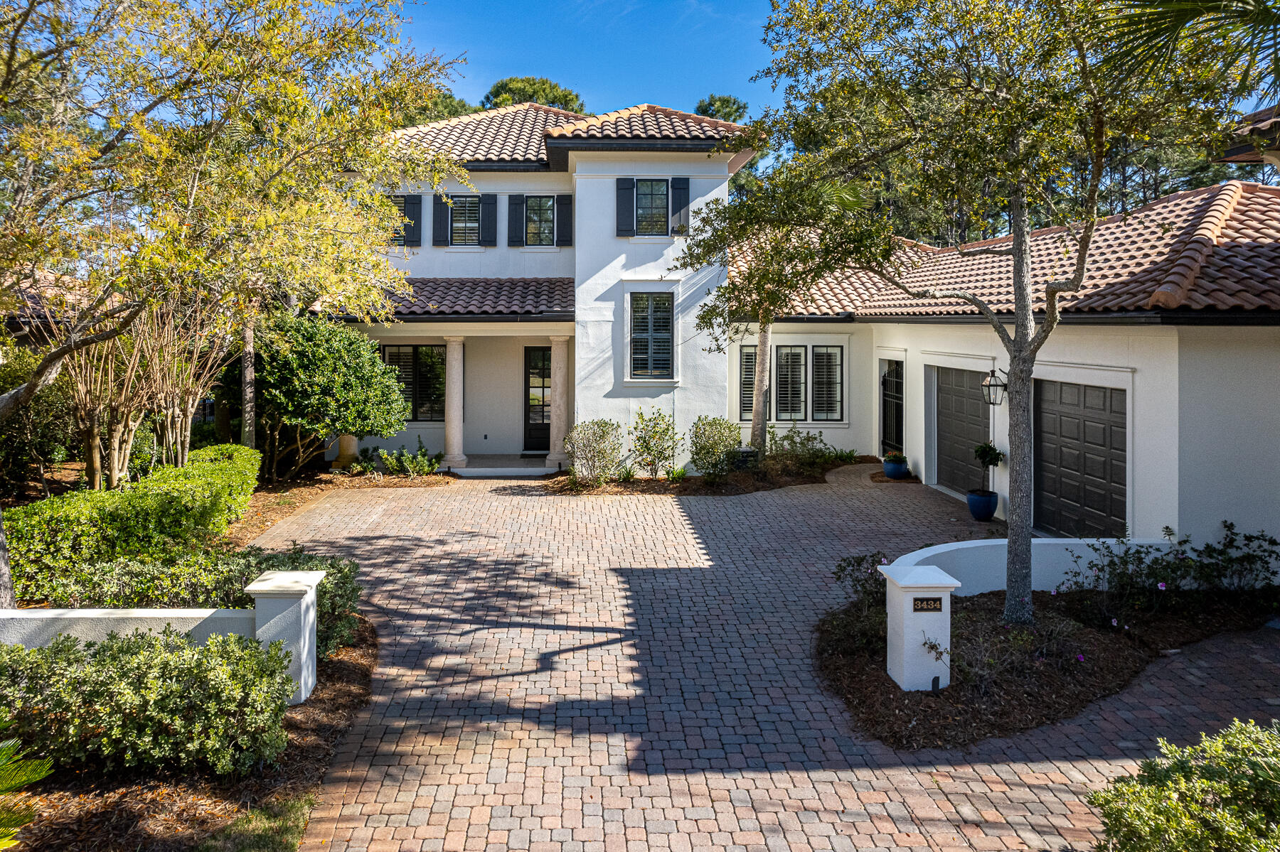 BURNT PINE - Residential