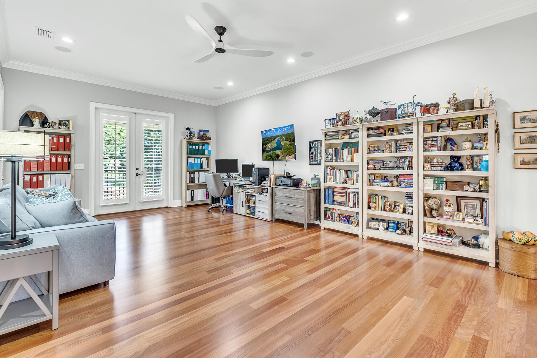 BURNT PINE - Residential