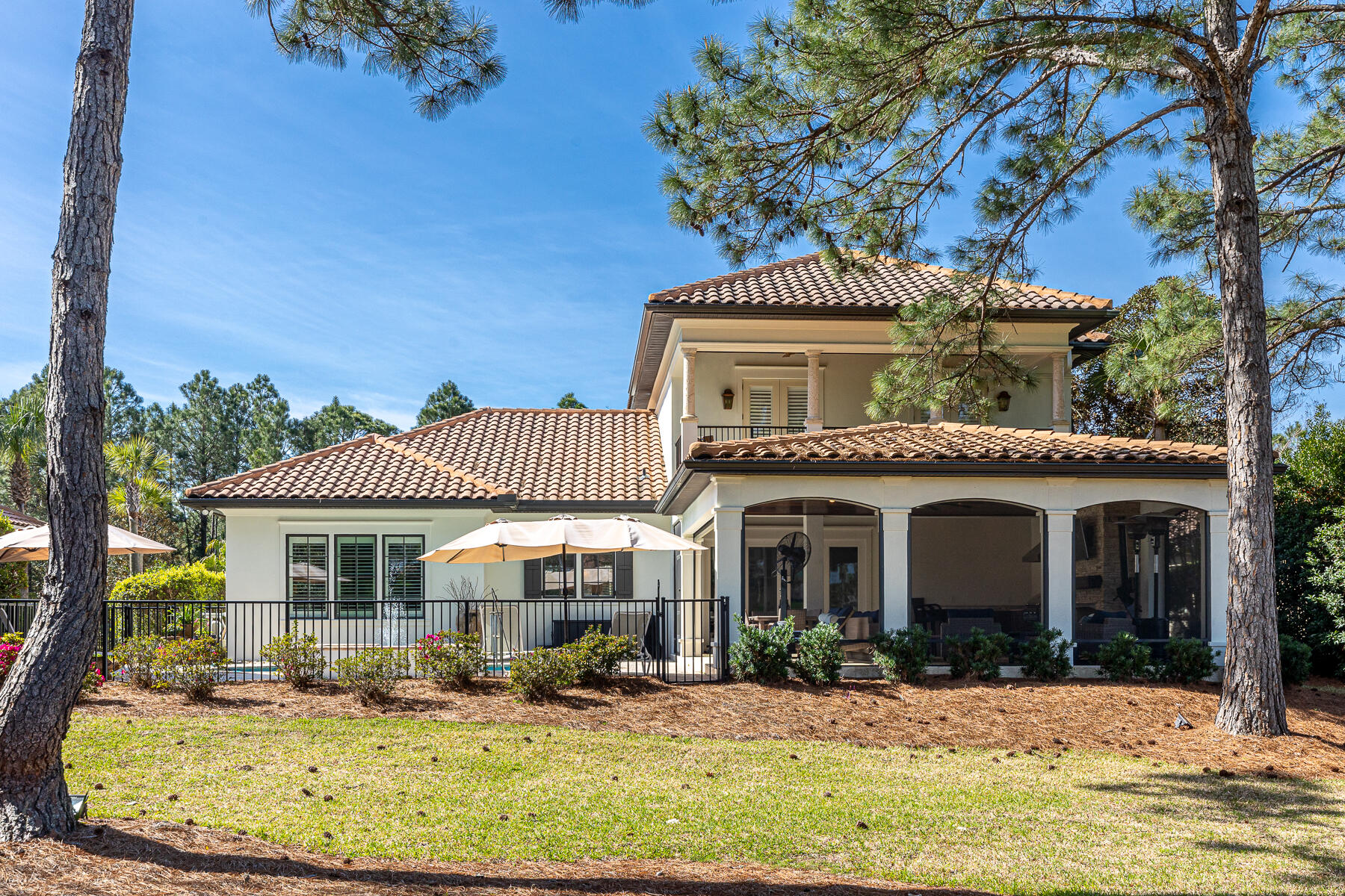 BURNT PINE - Residential