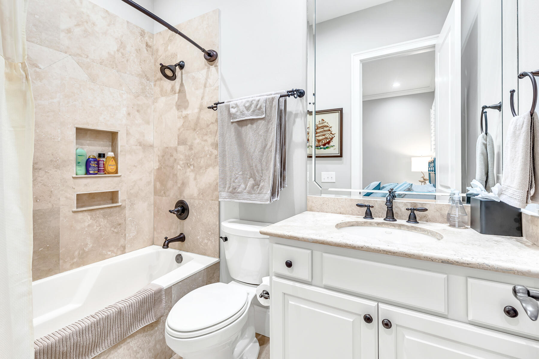 BURNT PINE - Residential