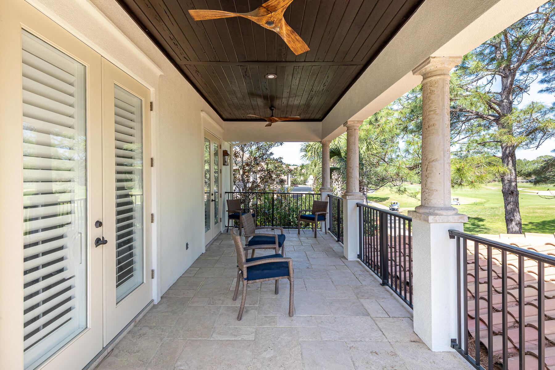 BURNT PINE - Residential