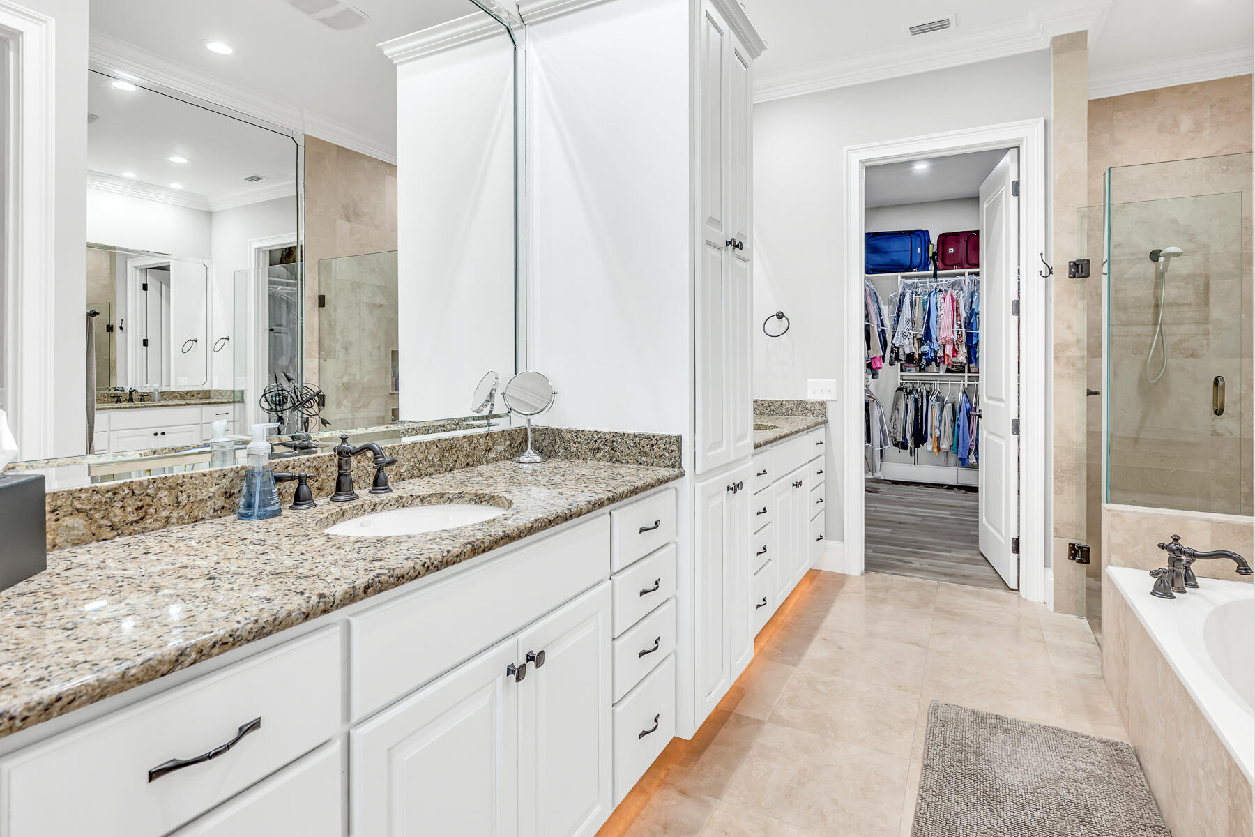 BURNT PINE - Residential