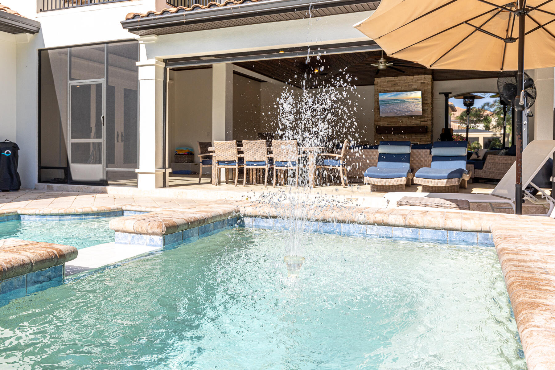 BURNT PINE - Residential