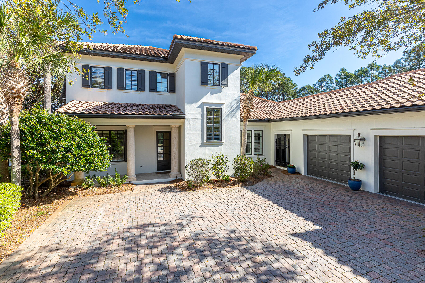 BURNT PINE - Residential