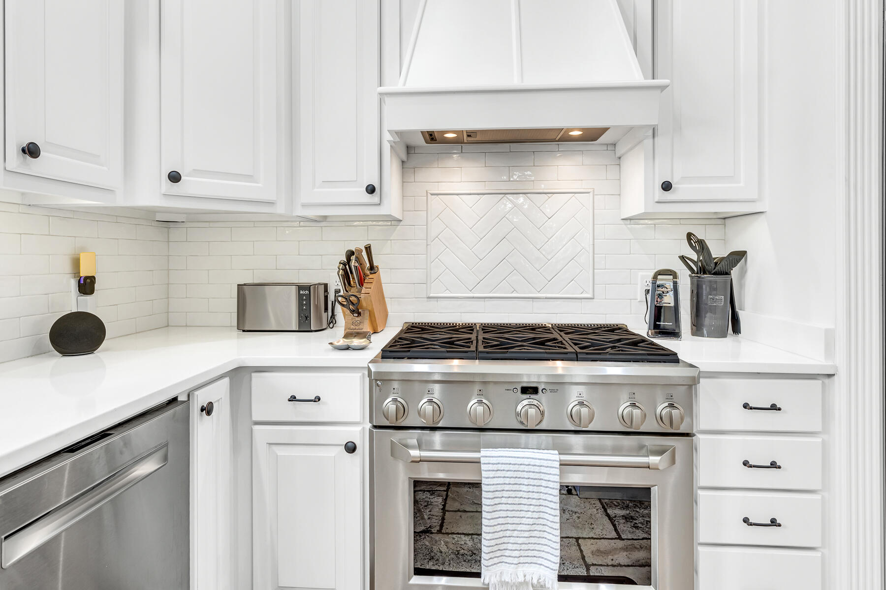 BURNT PINE - Residential