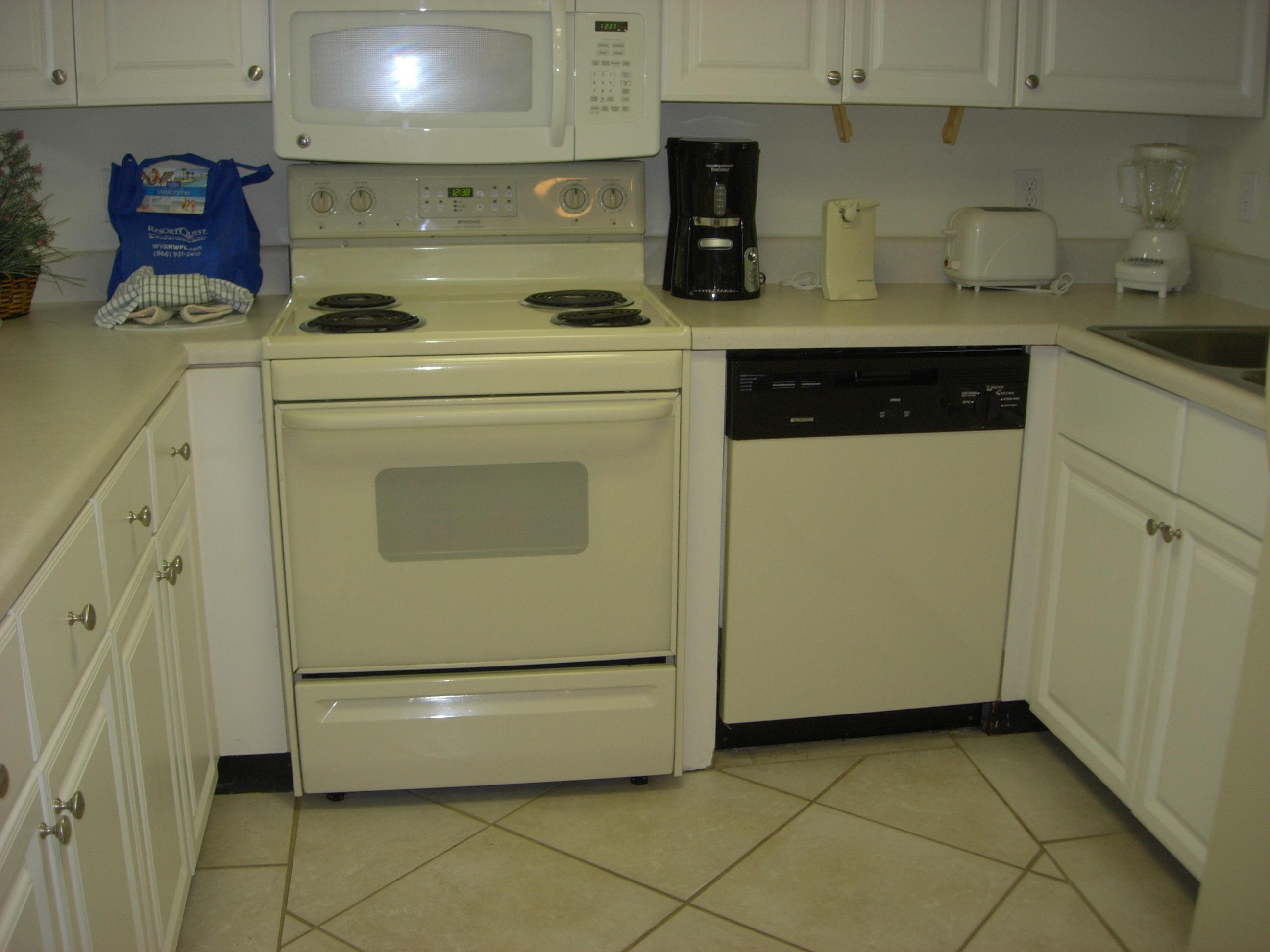 SUNDESTIN INTERNATIONAL CONDO - Residential