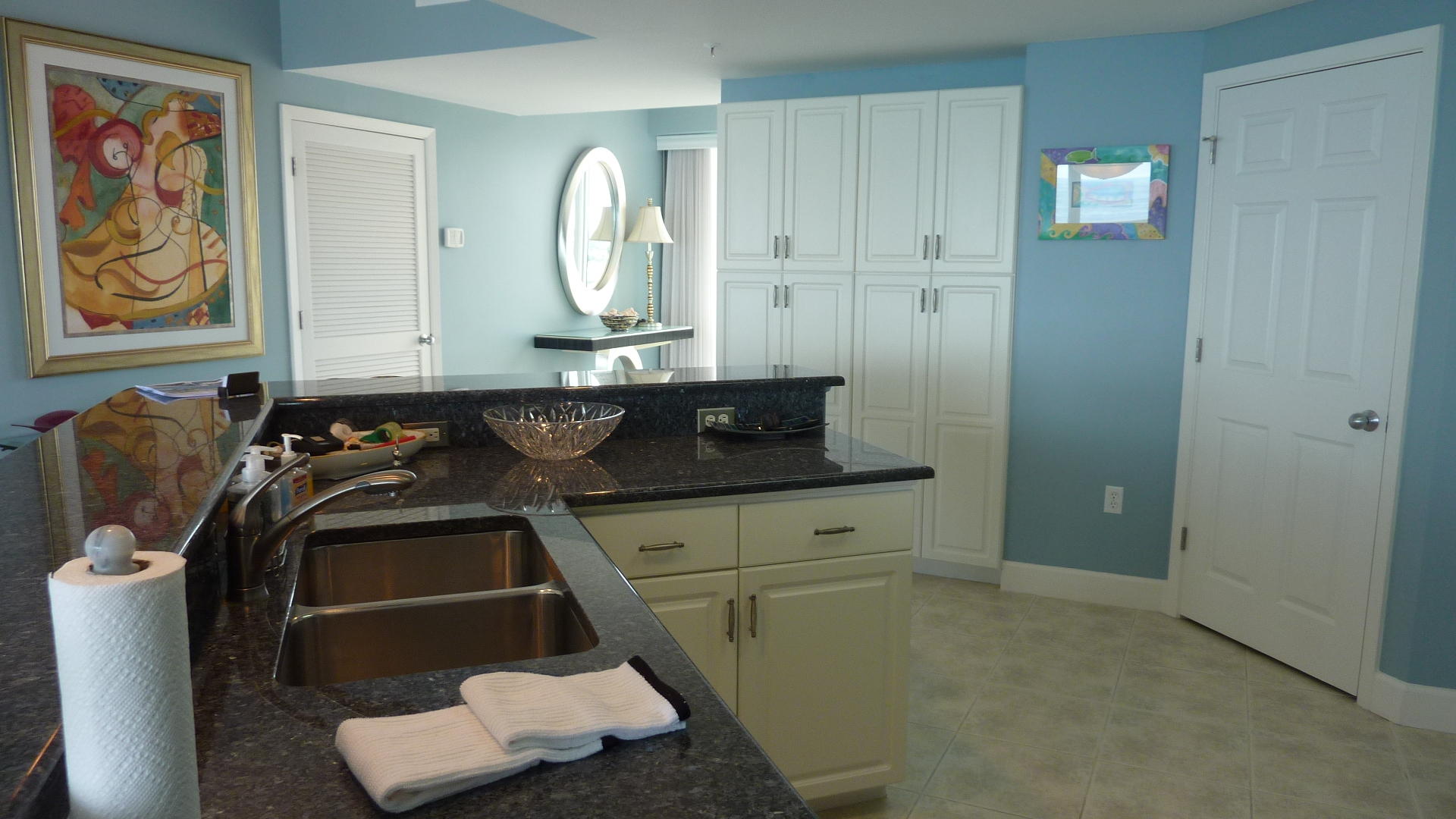 OCEANIA CONDO - Residential