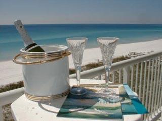 OCEANIA CONDO - Residential