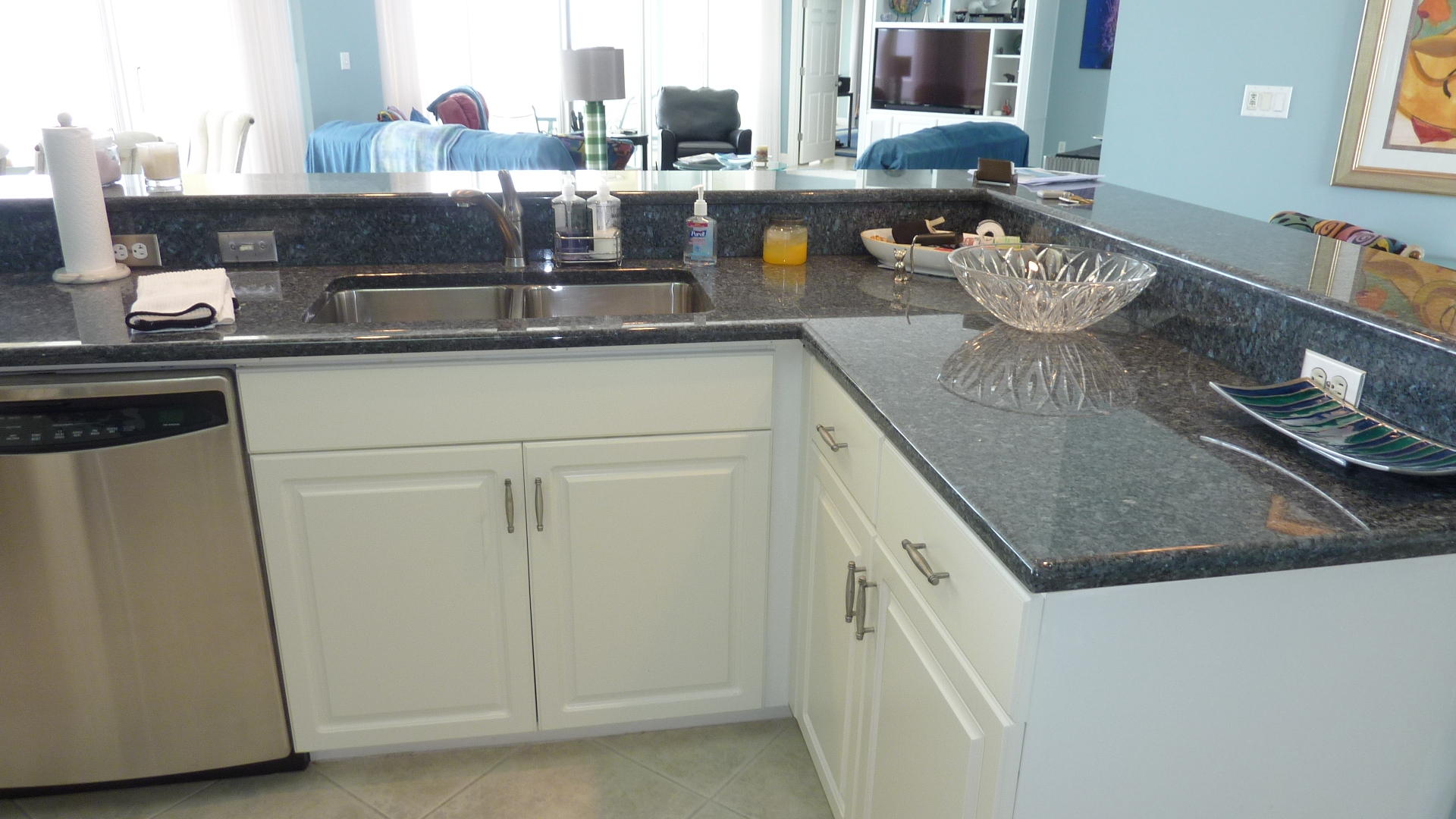 OCEANIA CONDO - Residential