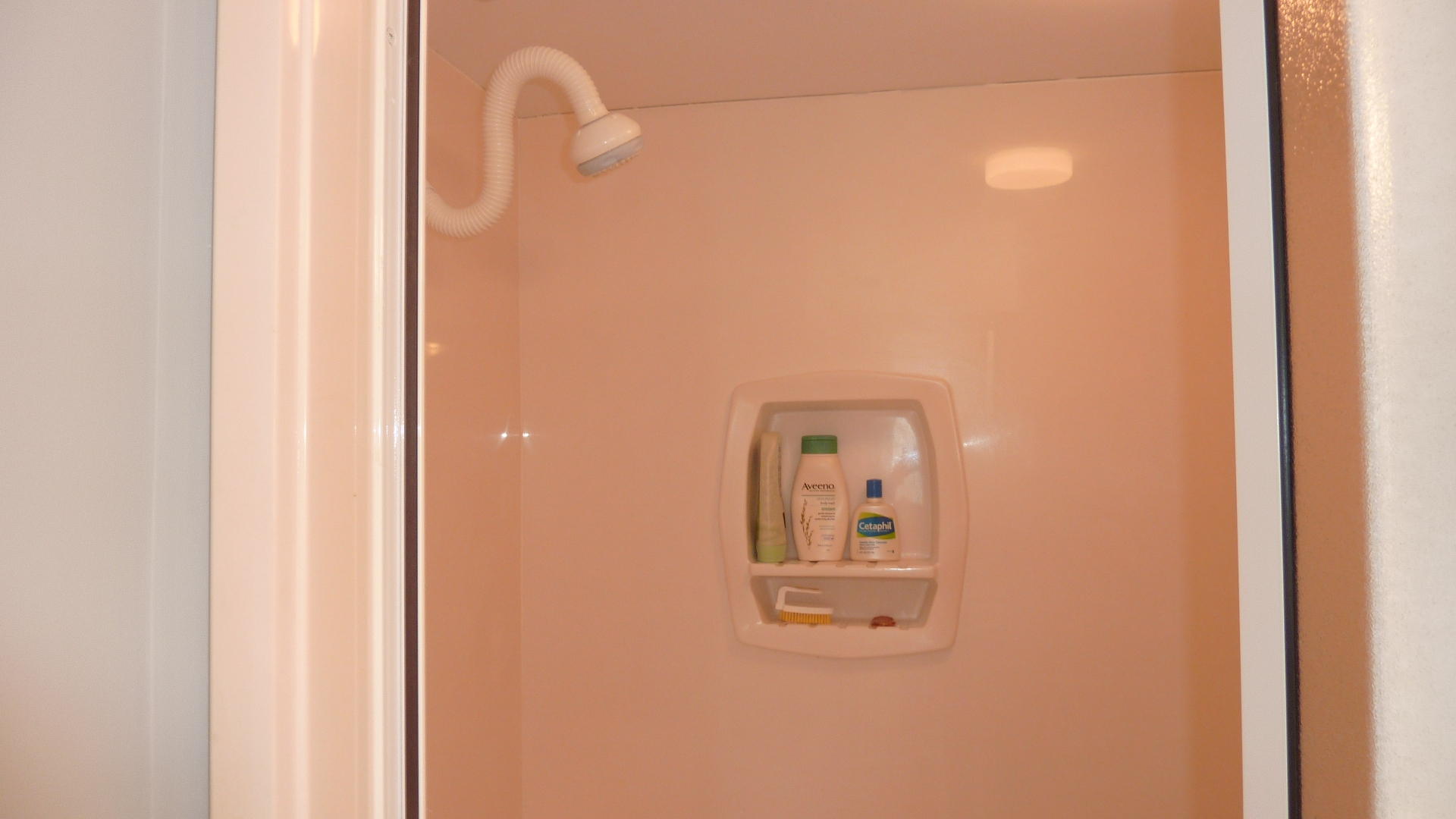 OCEANIA CONDO - Residential