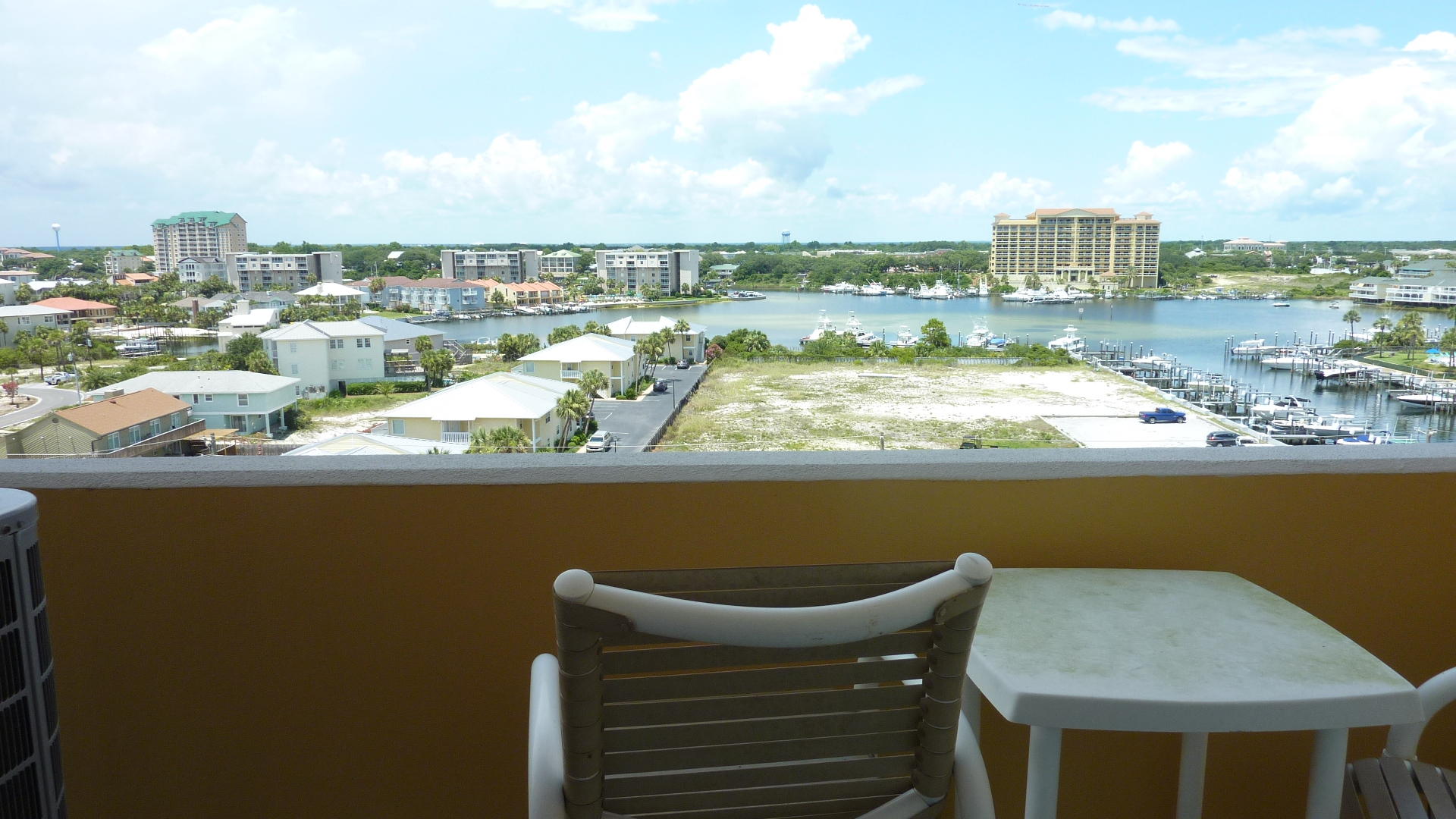 OCEANIA CONDO - Residential