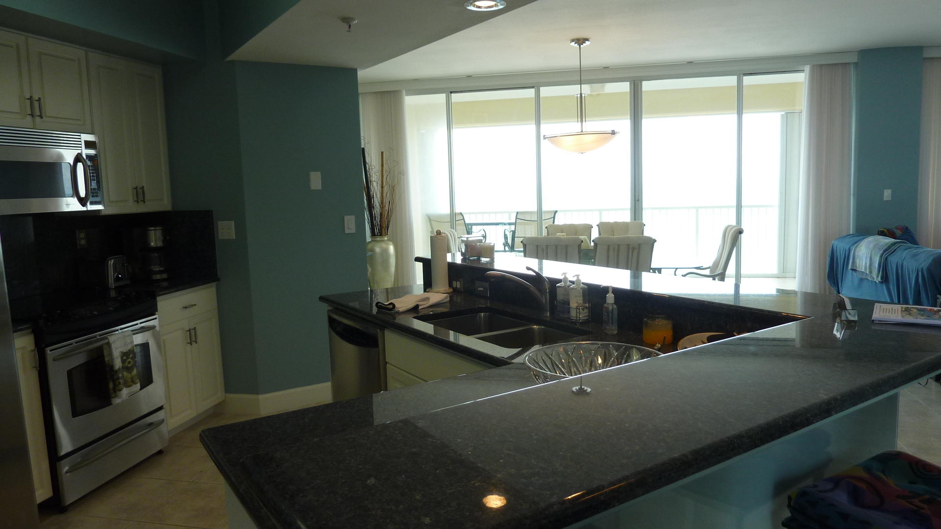 OCEANIA CONDO - Residential