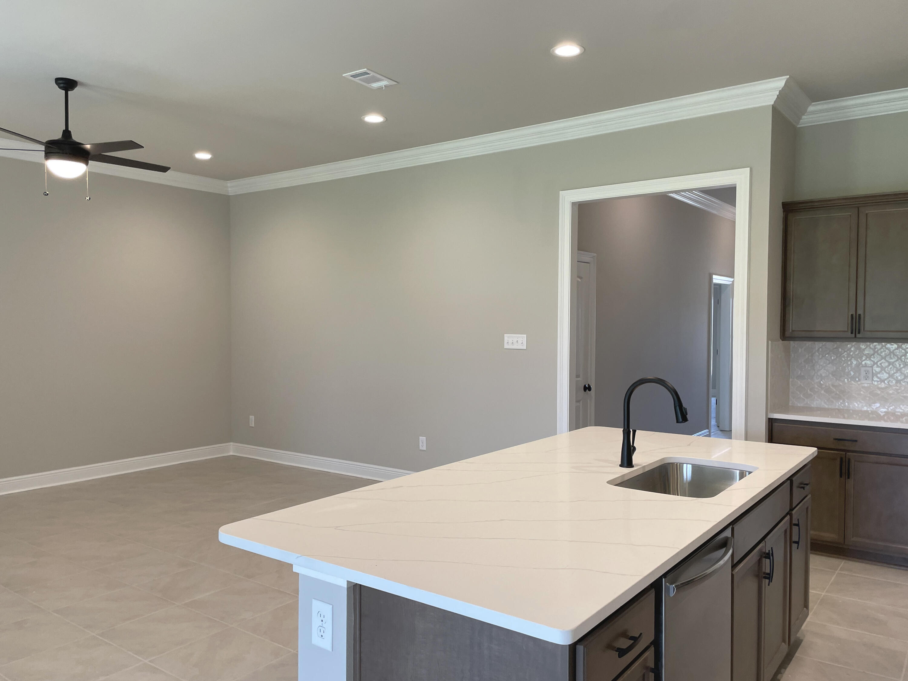 THE BLUFFS AT LAFAYETTE - Residential