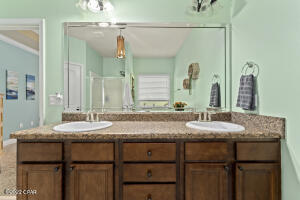 LAGRANGE LANDING - Residential