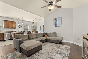 LAGRANGE LANDING - Residential