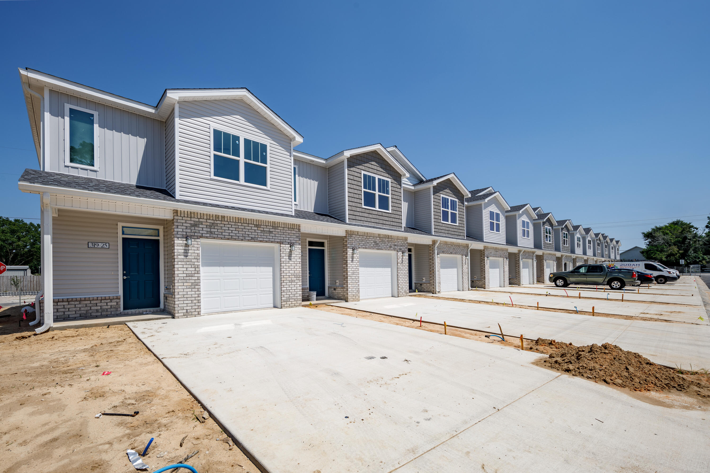Orange Place Townhomes - Residential