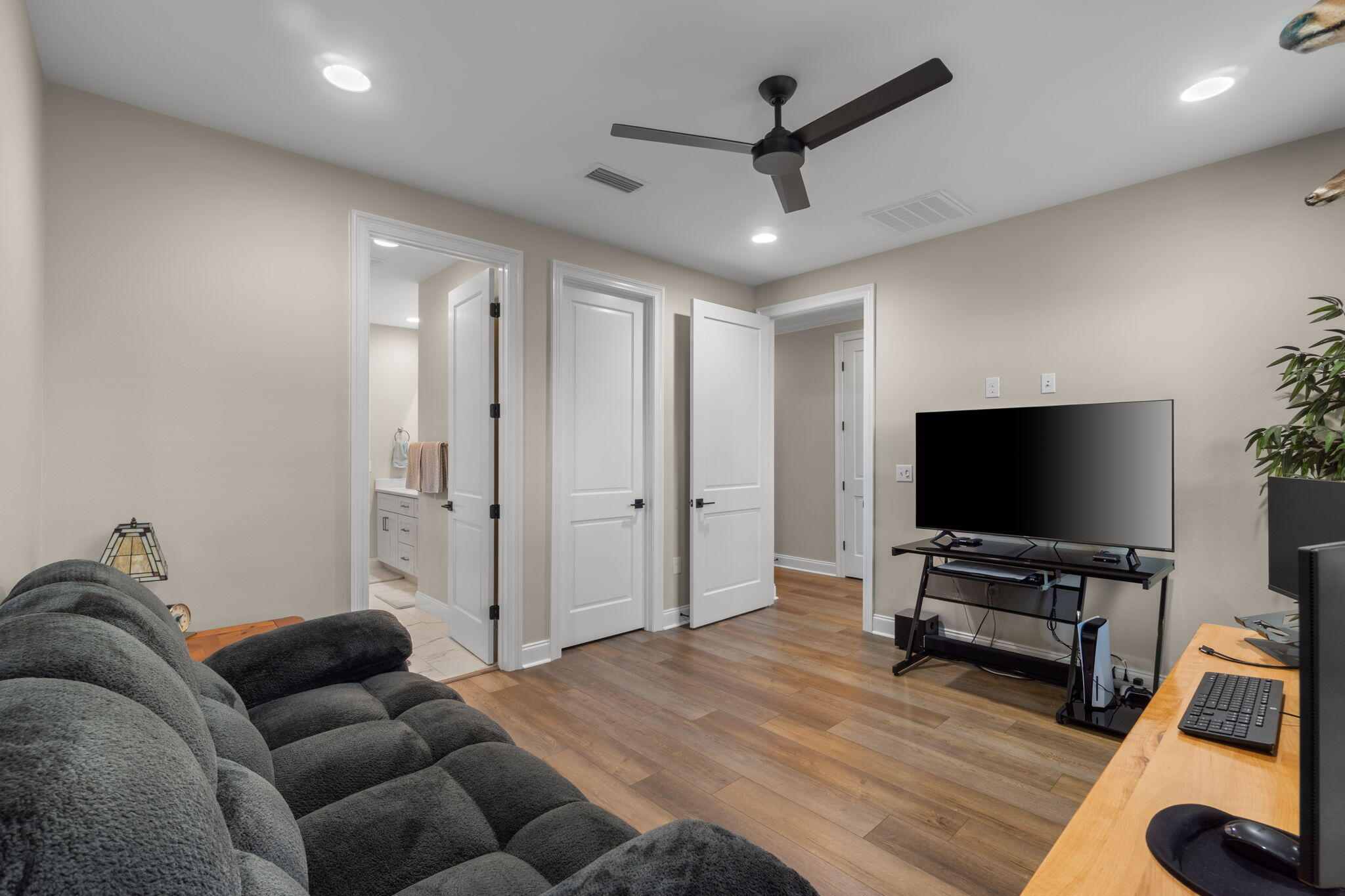 EAGLES LANDING S/D - Residential