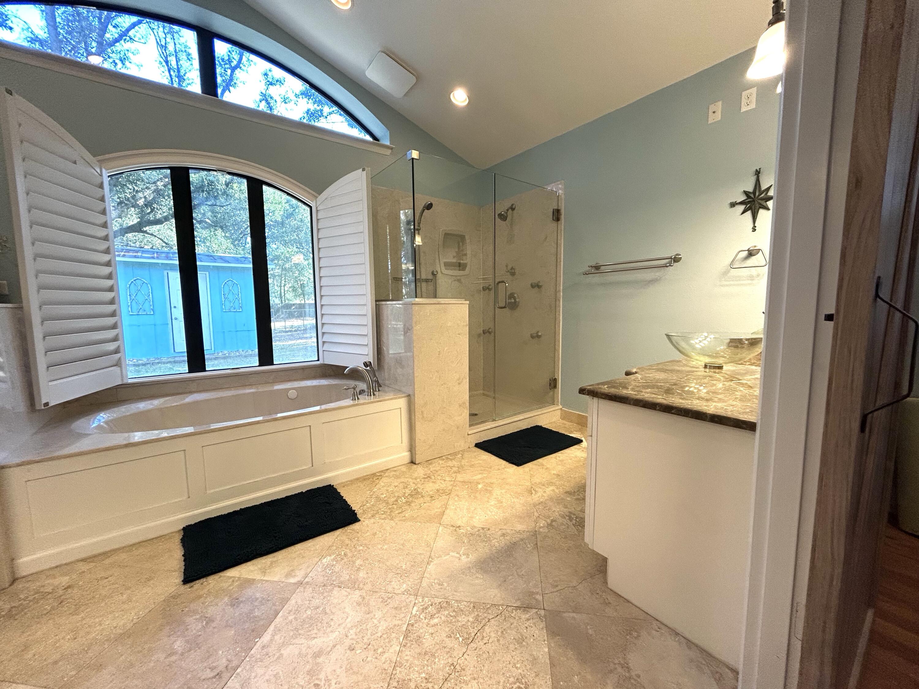 ROSEWOOD HOMES - Residential