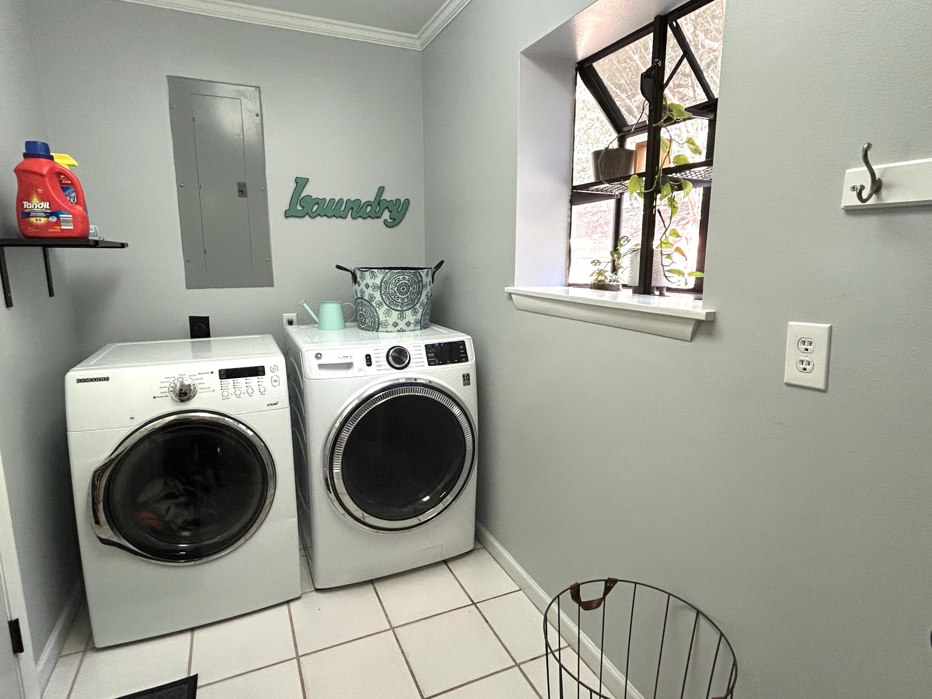 ROSEWOOD HOMES - Residential